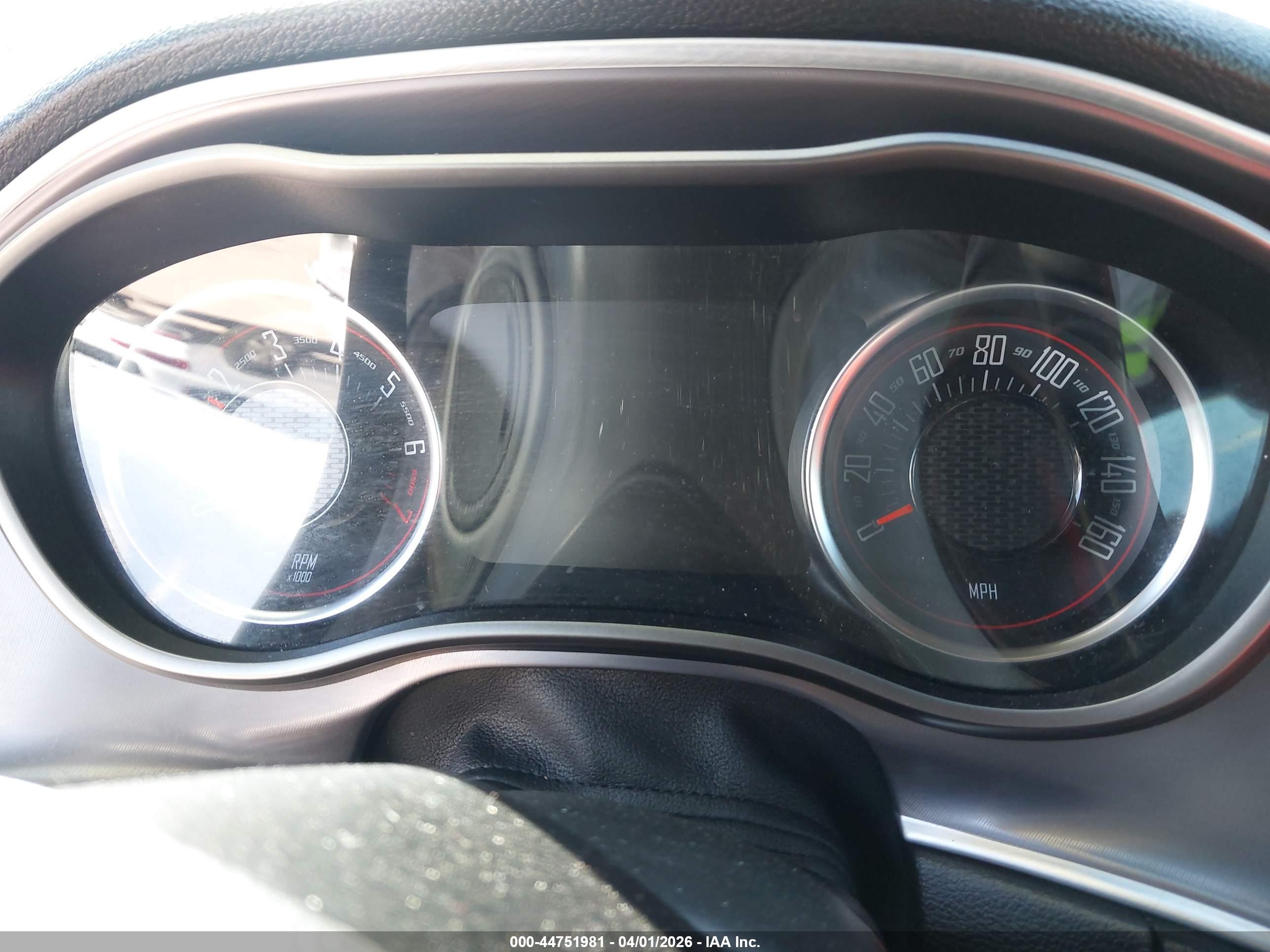 DODGE CHALLENGER image 7