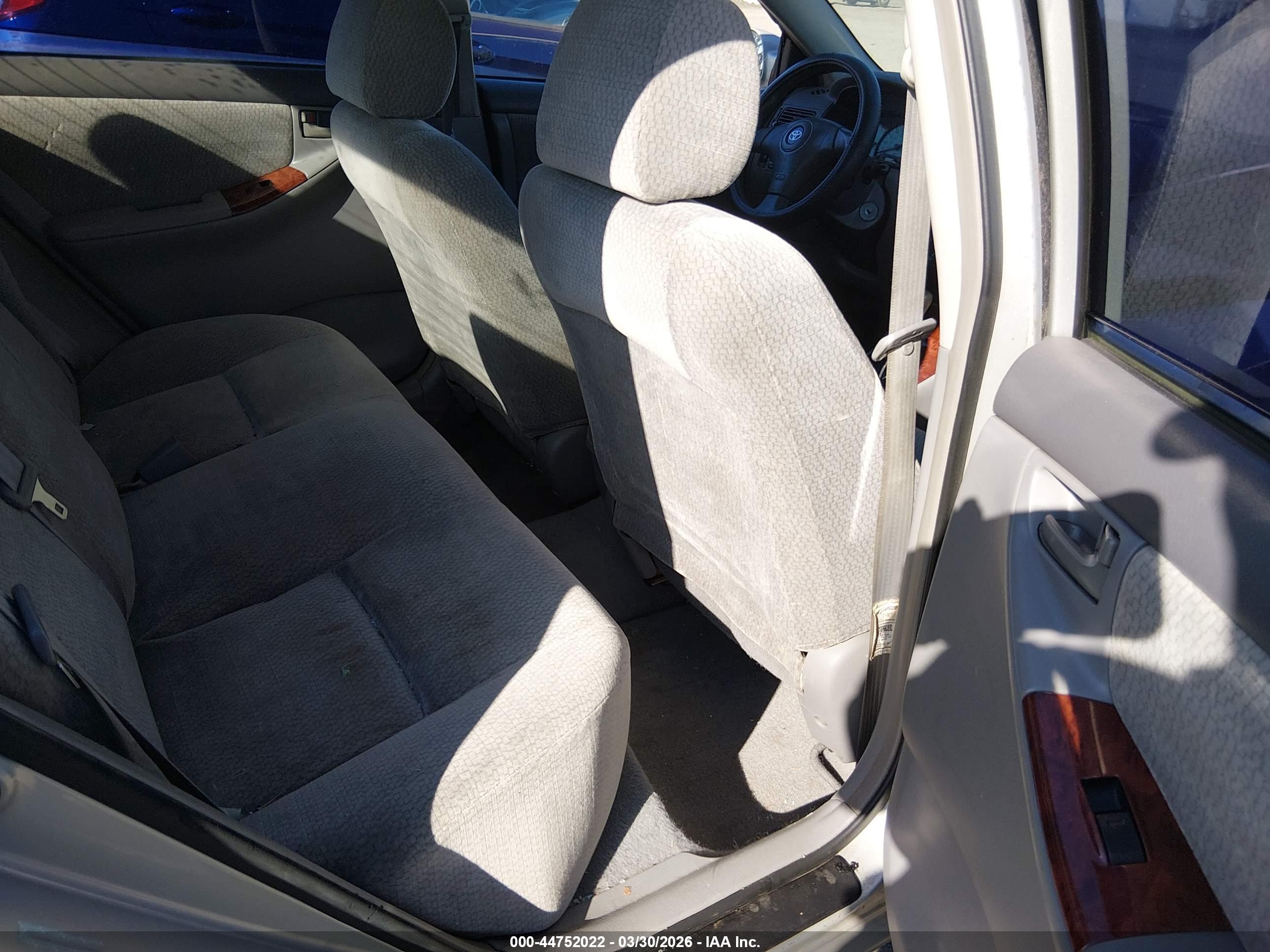 TOYOTA COROLLA image 8