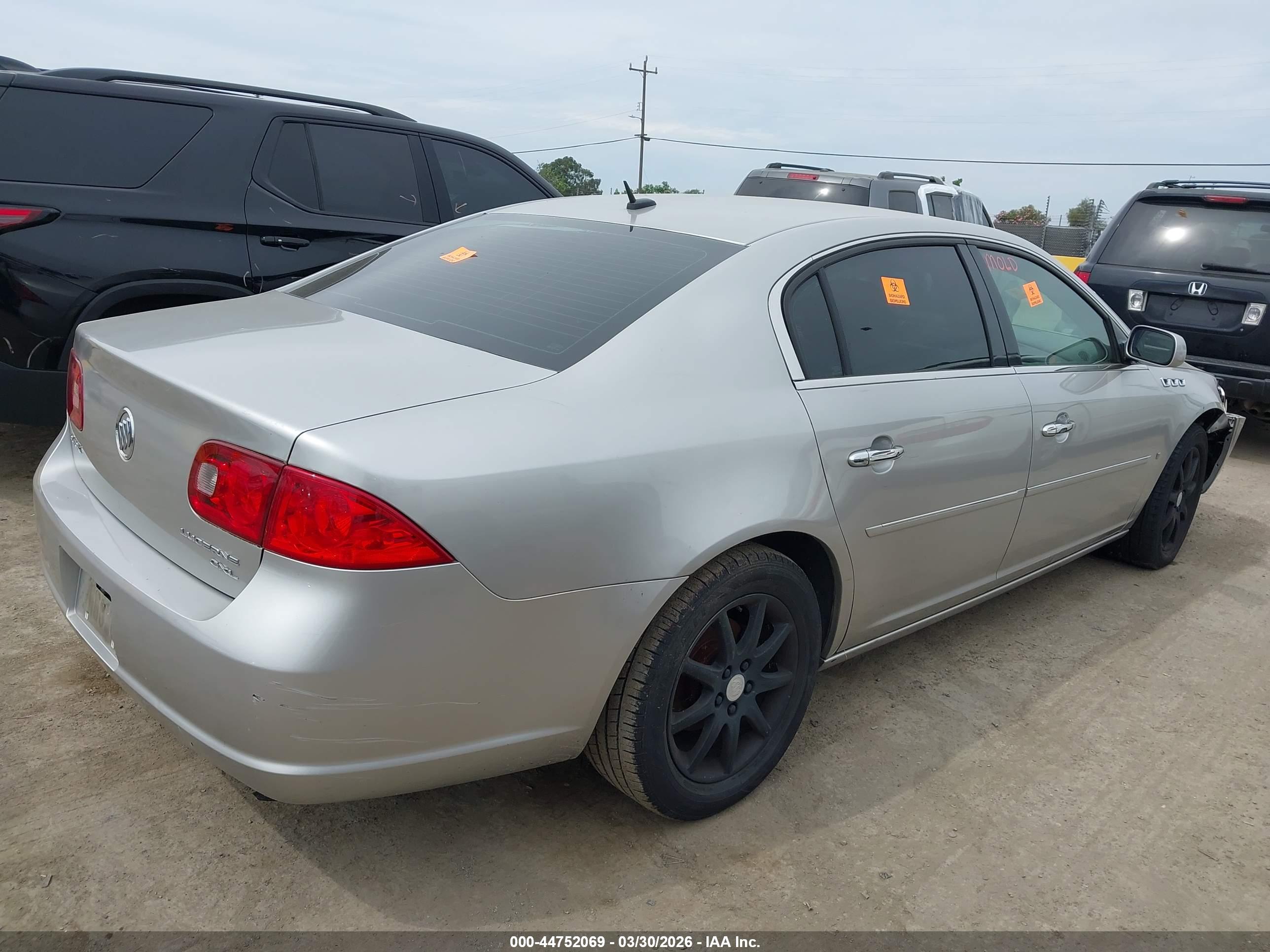 BUICK LUCERNE image 4