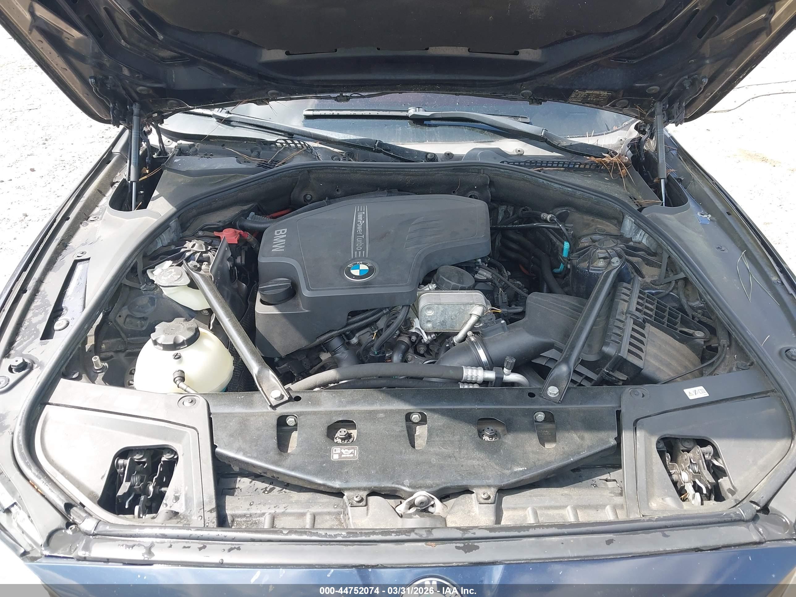 BMW 528I image 10