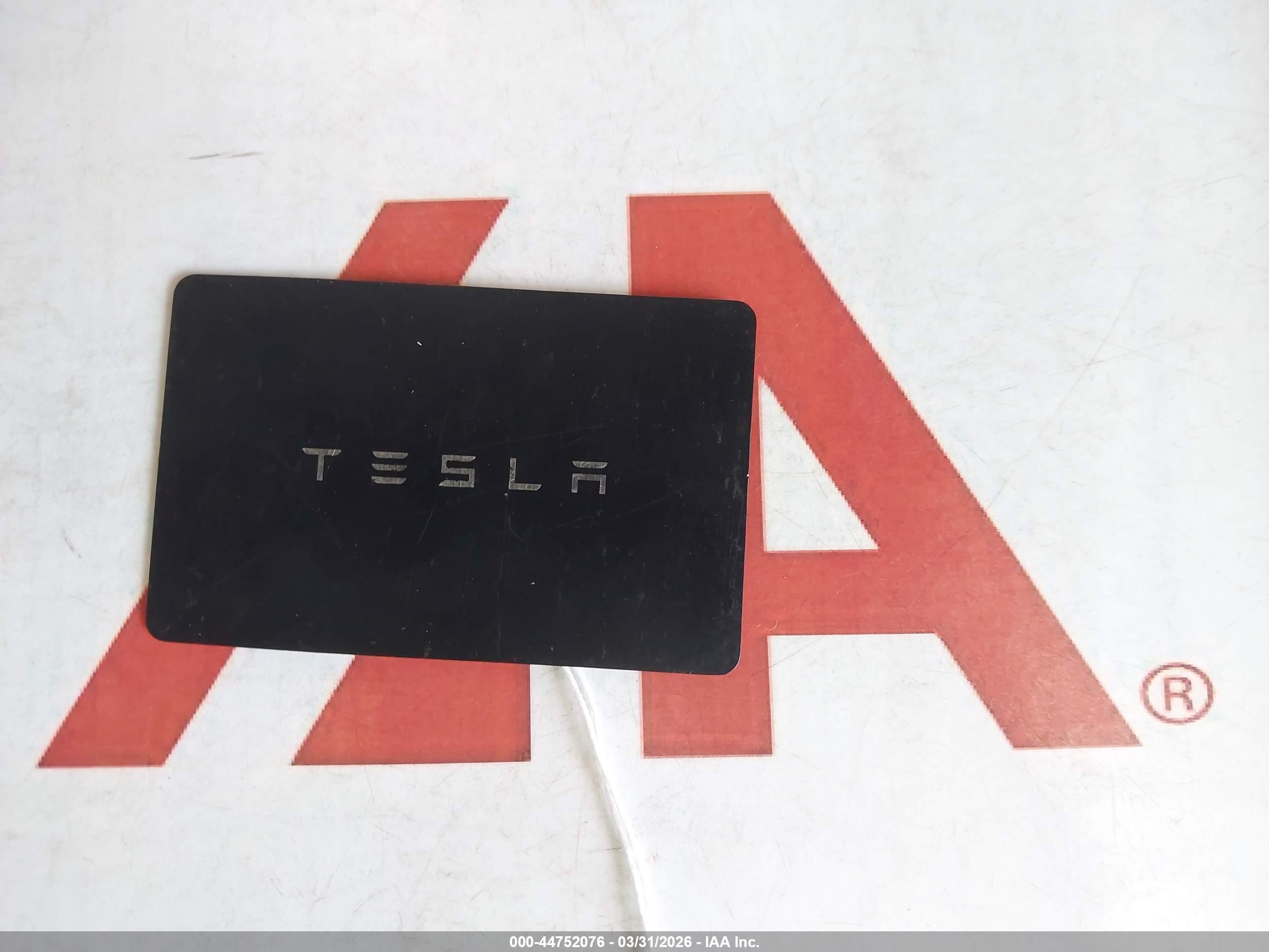 TESLA MODEL image 11