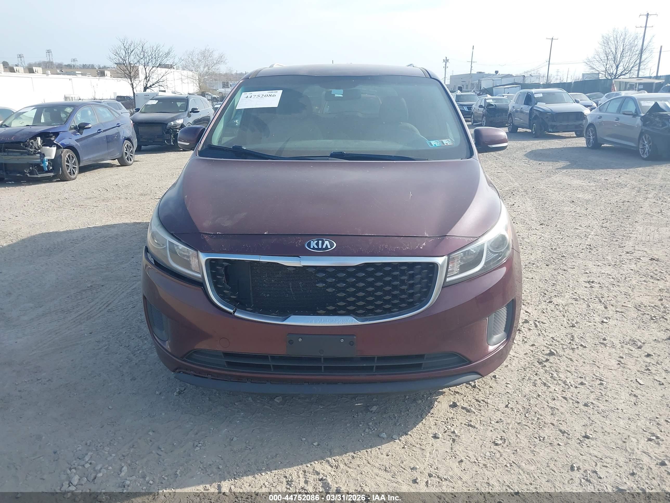 KIA SEDONA image 6