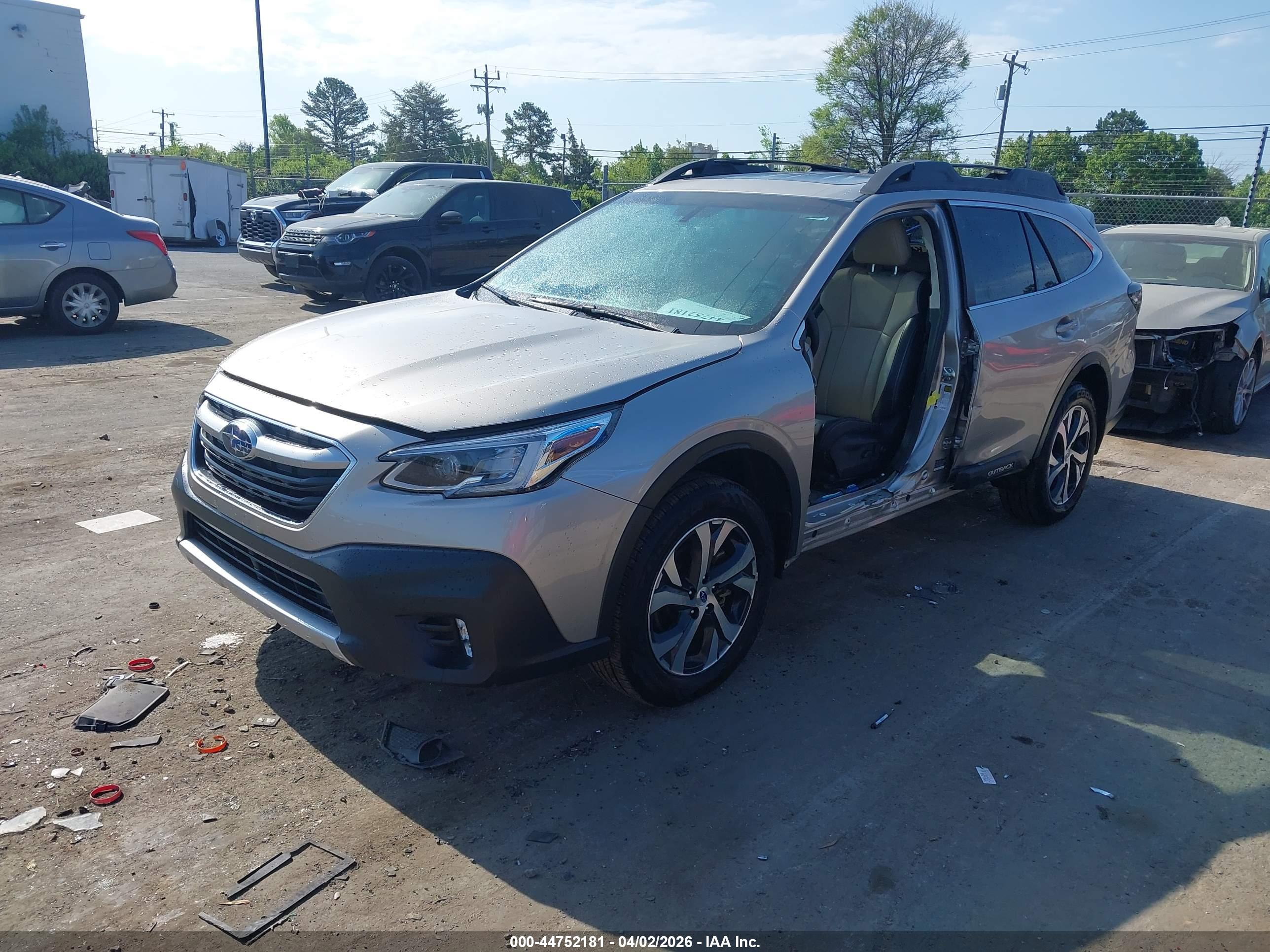 SUBARU OUTBACK image 2