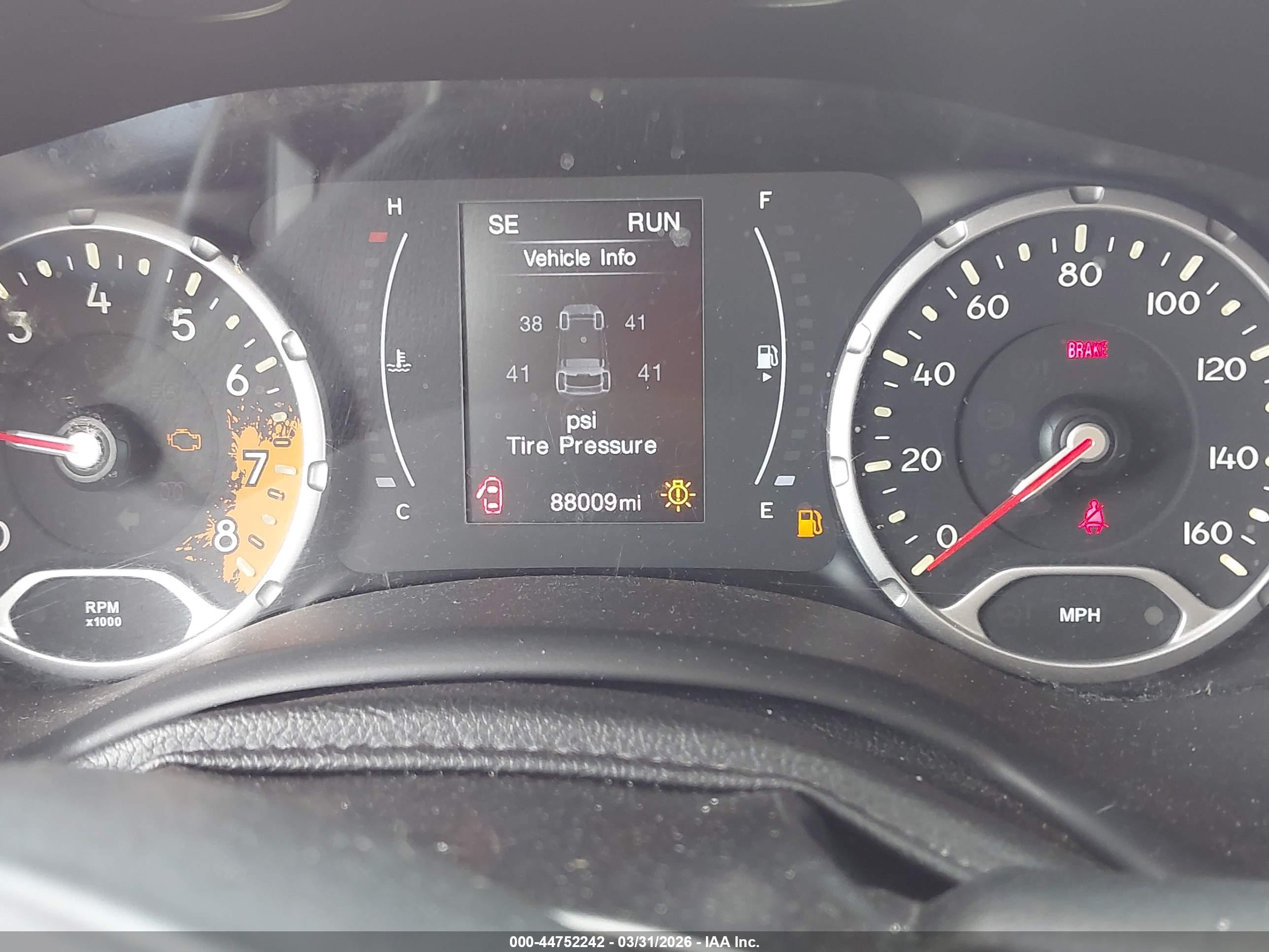 JEEP RENEGADE image 7