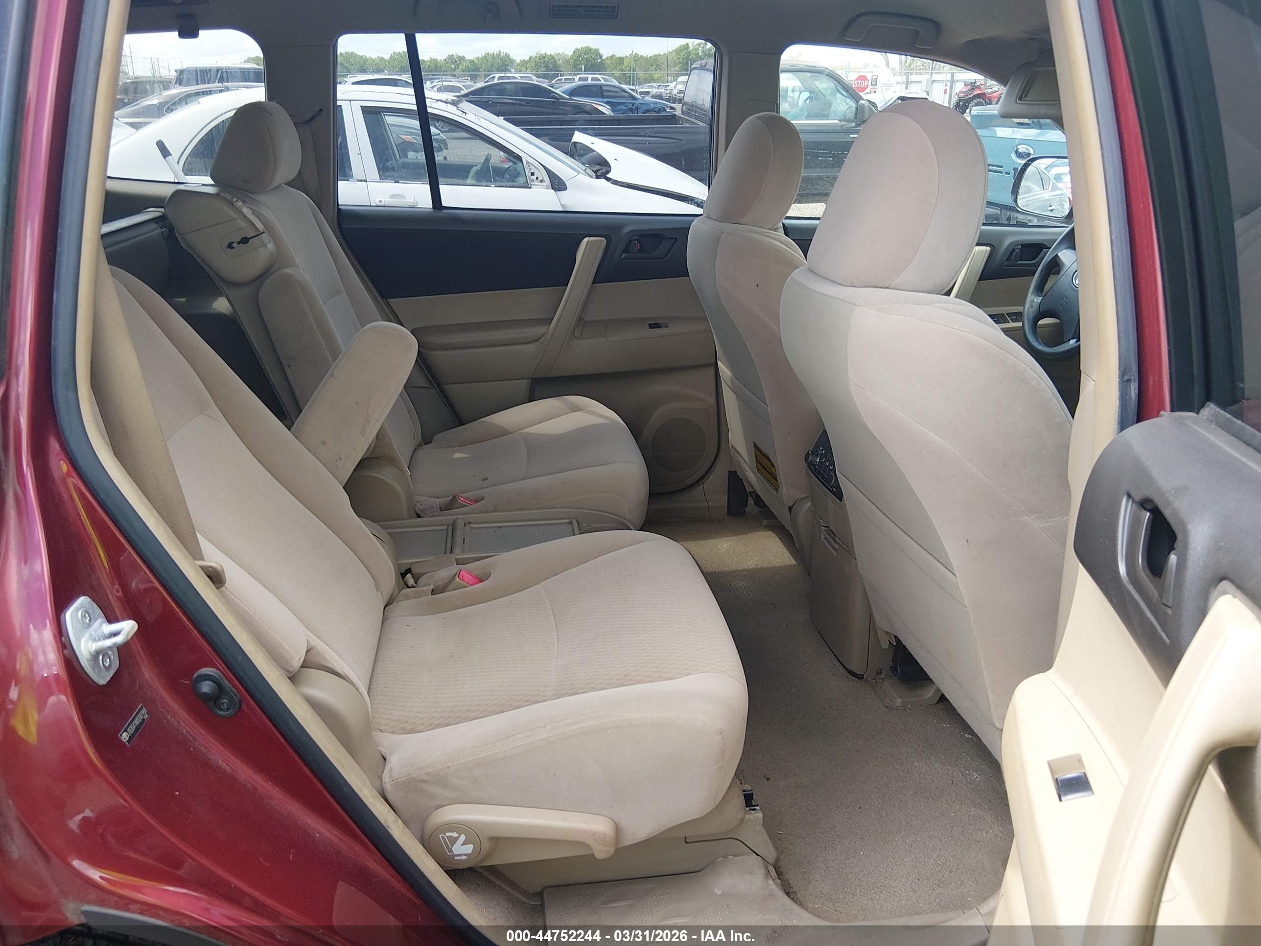 TOYOTA HIGHLANDER image 8