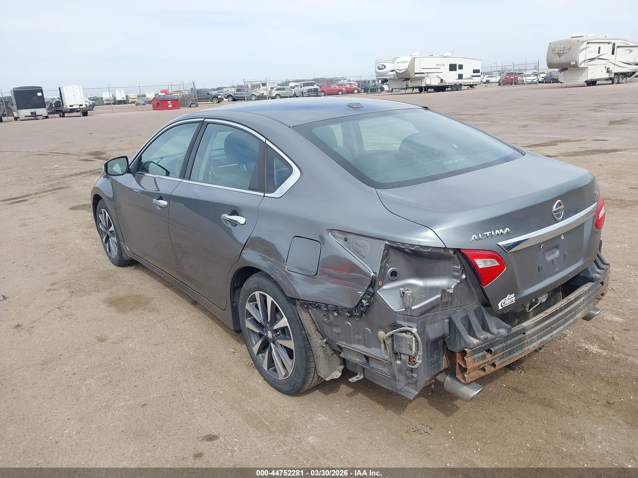 NISSAN ALTIMA image 3