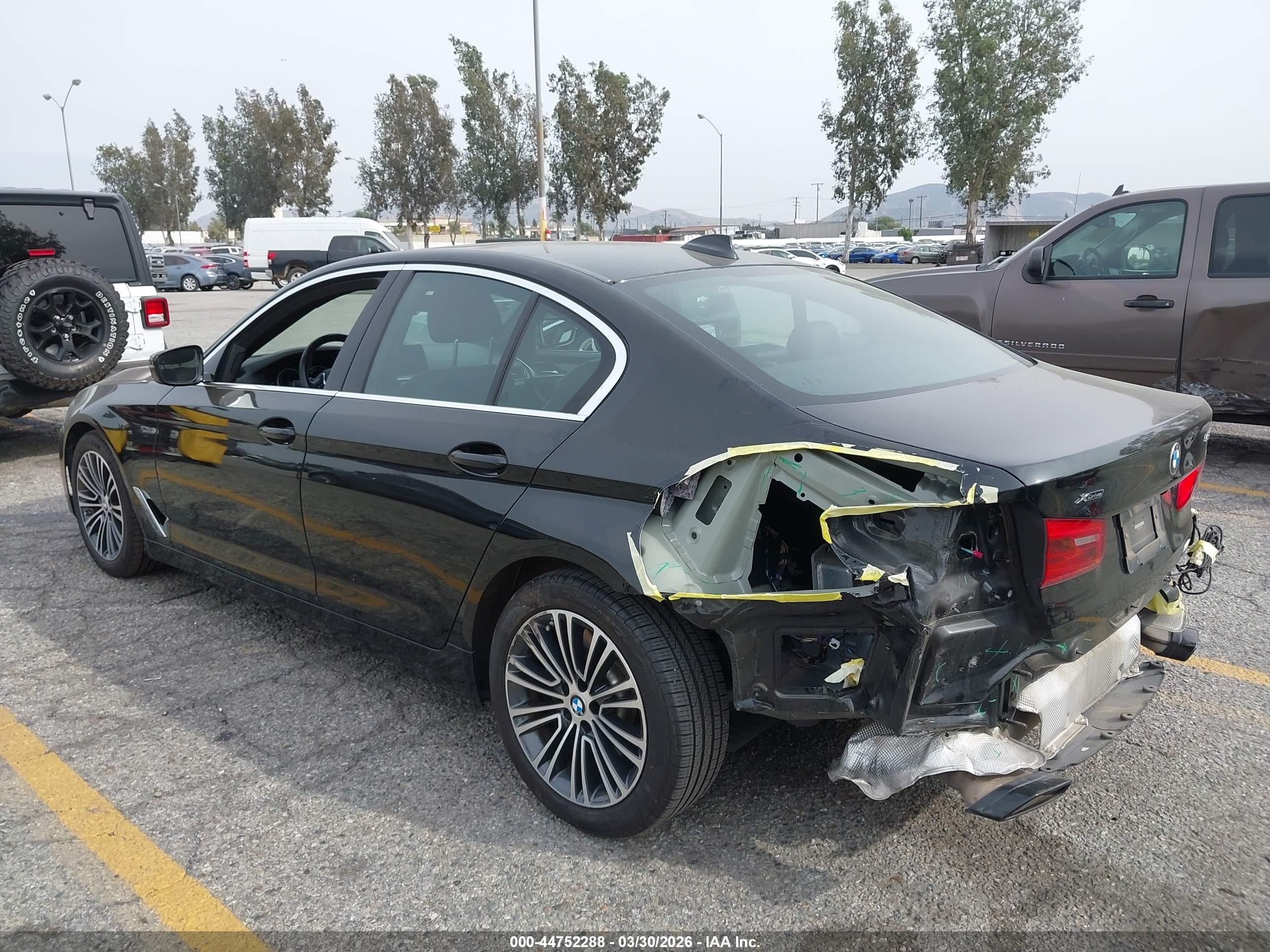 BMW 540I image 3