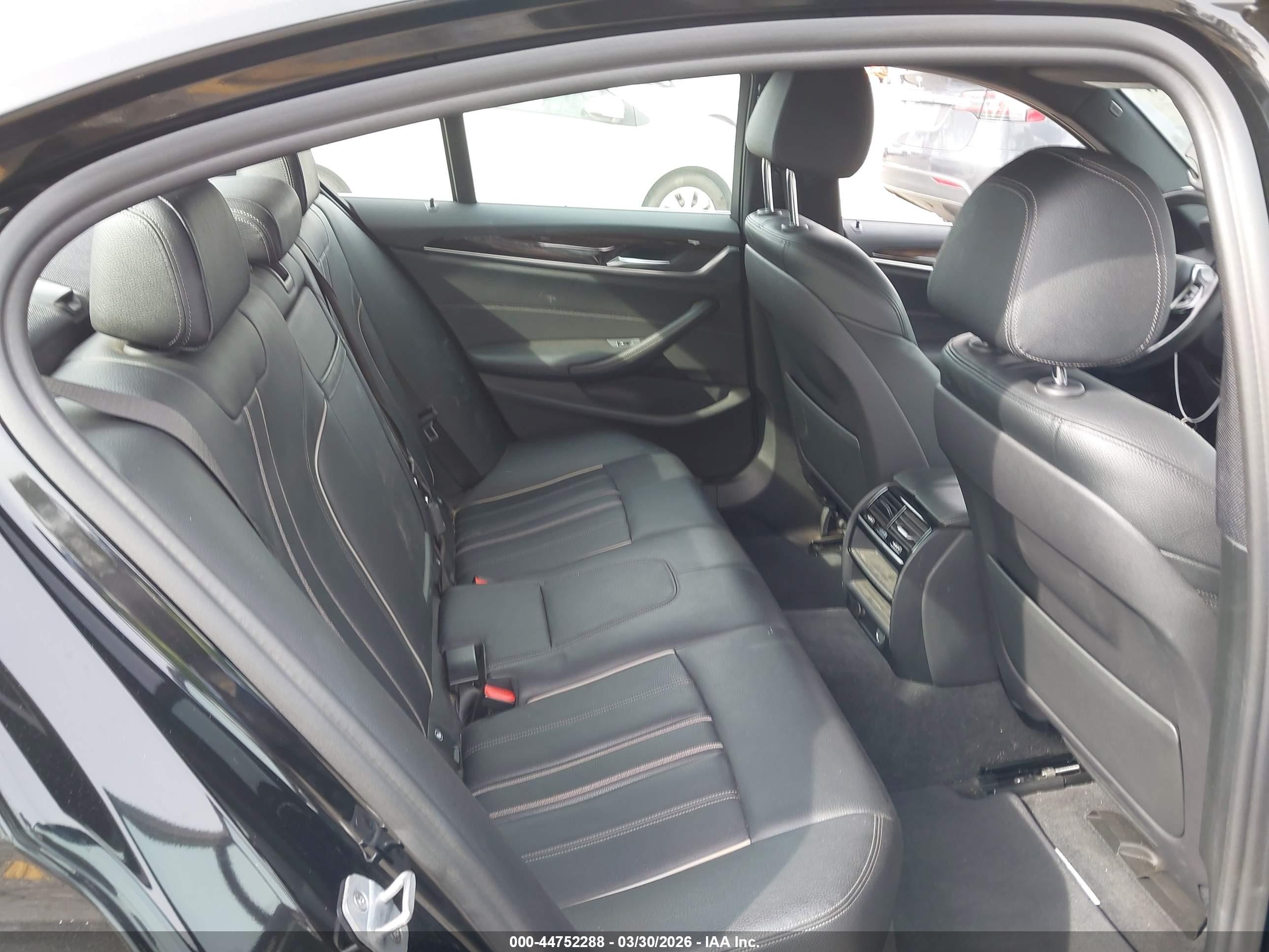 BMW 540I image 8