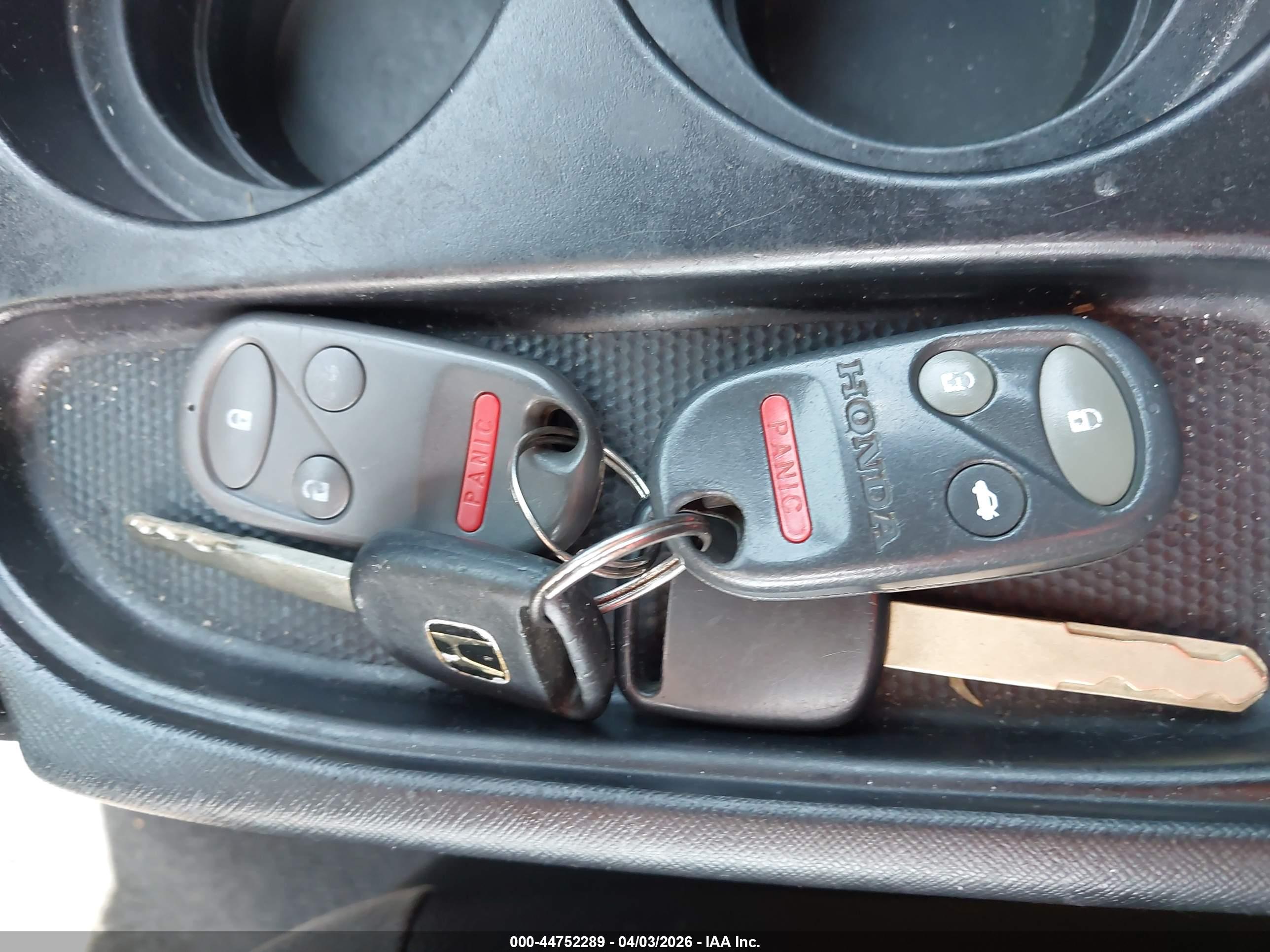 HONDA CR-V image 11