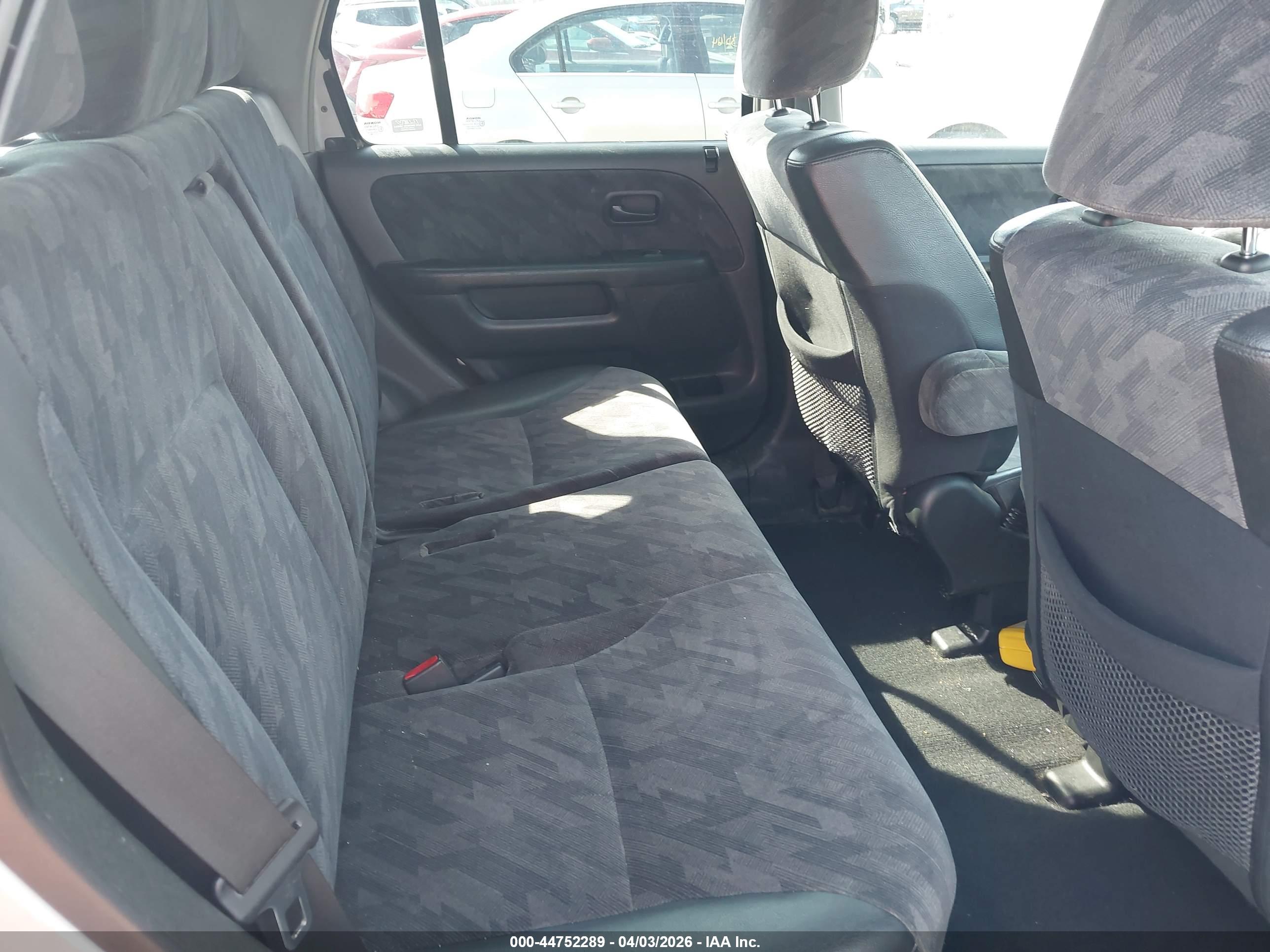 HONDA CR-V image 8