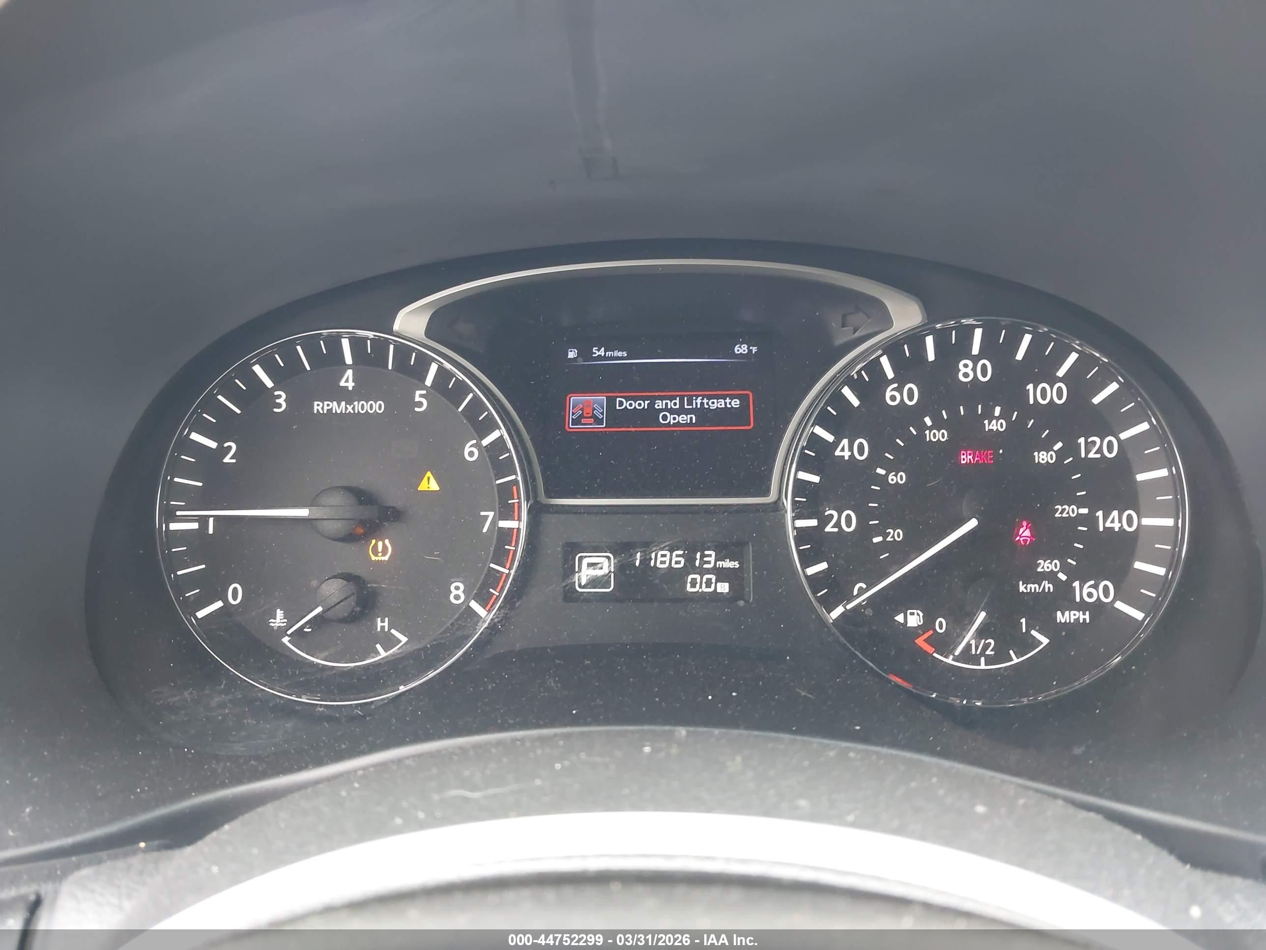 NISSAN PATHFINDER image 7