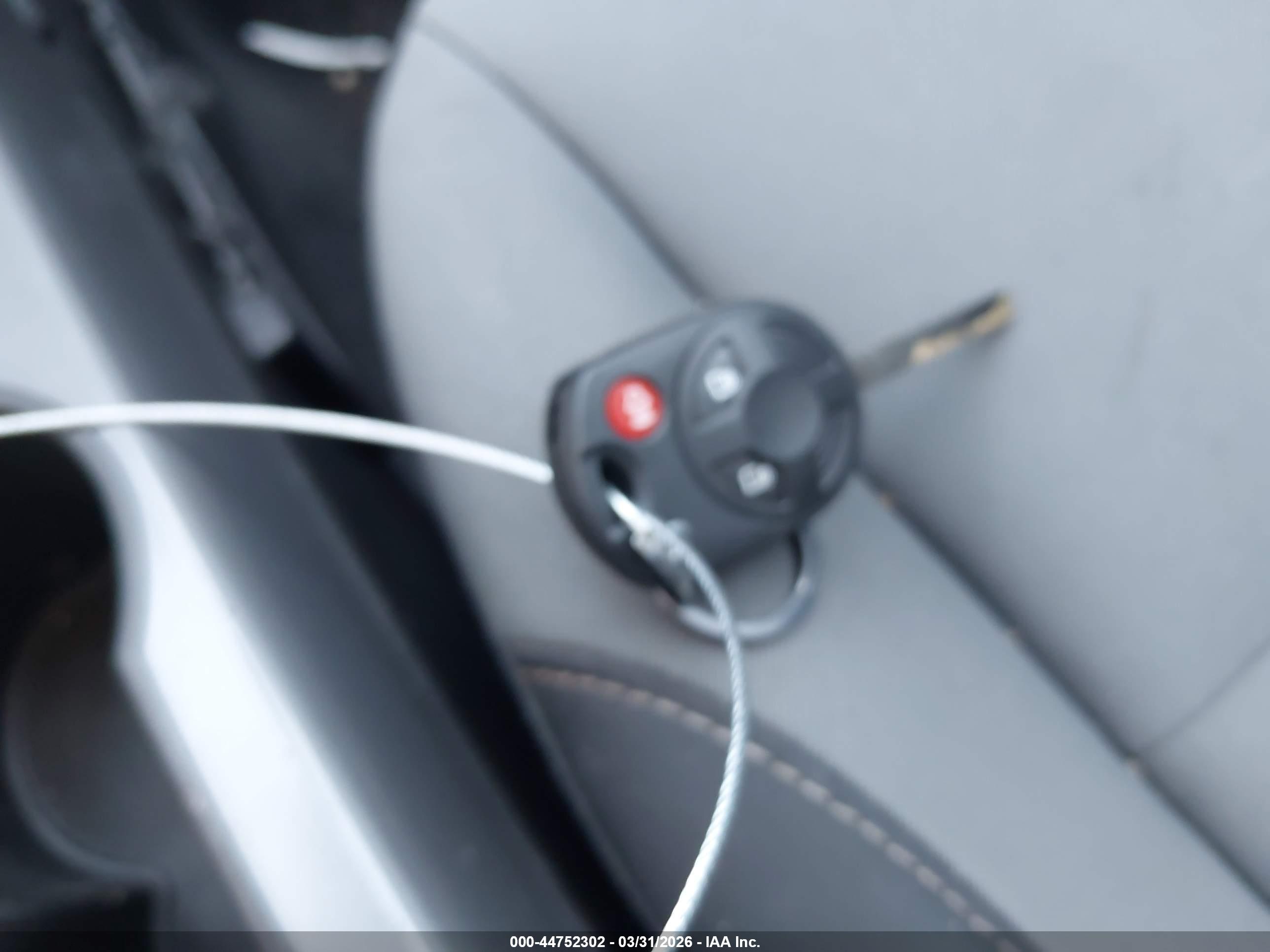 FORD ESCAPE image 11
