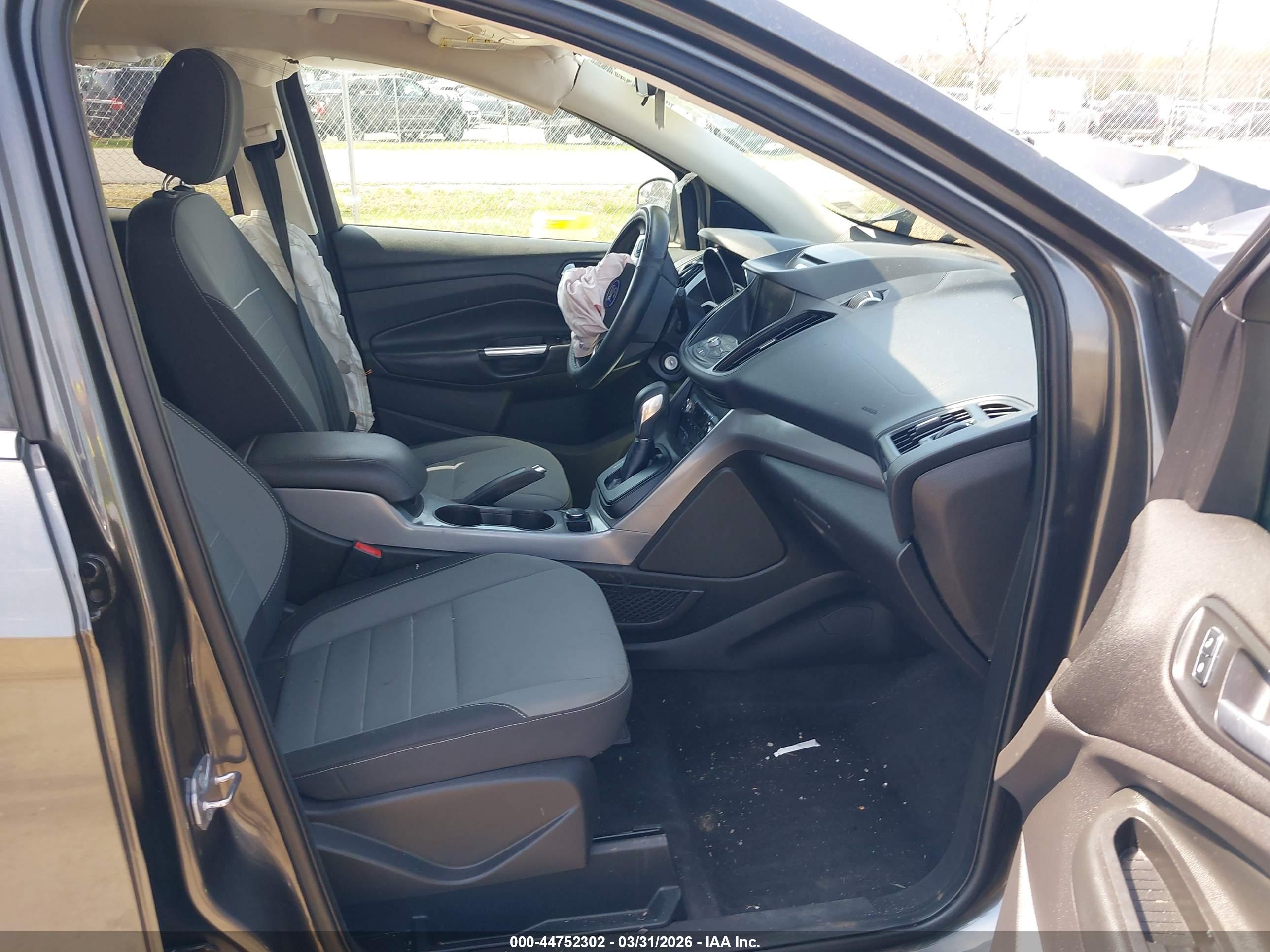 FORD ESCAPE image 5
