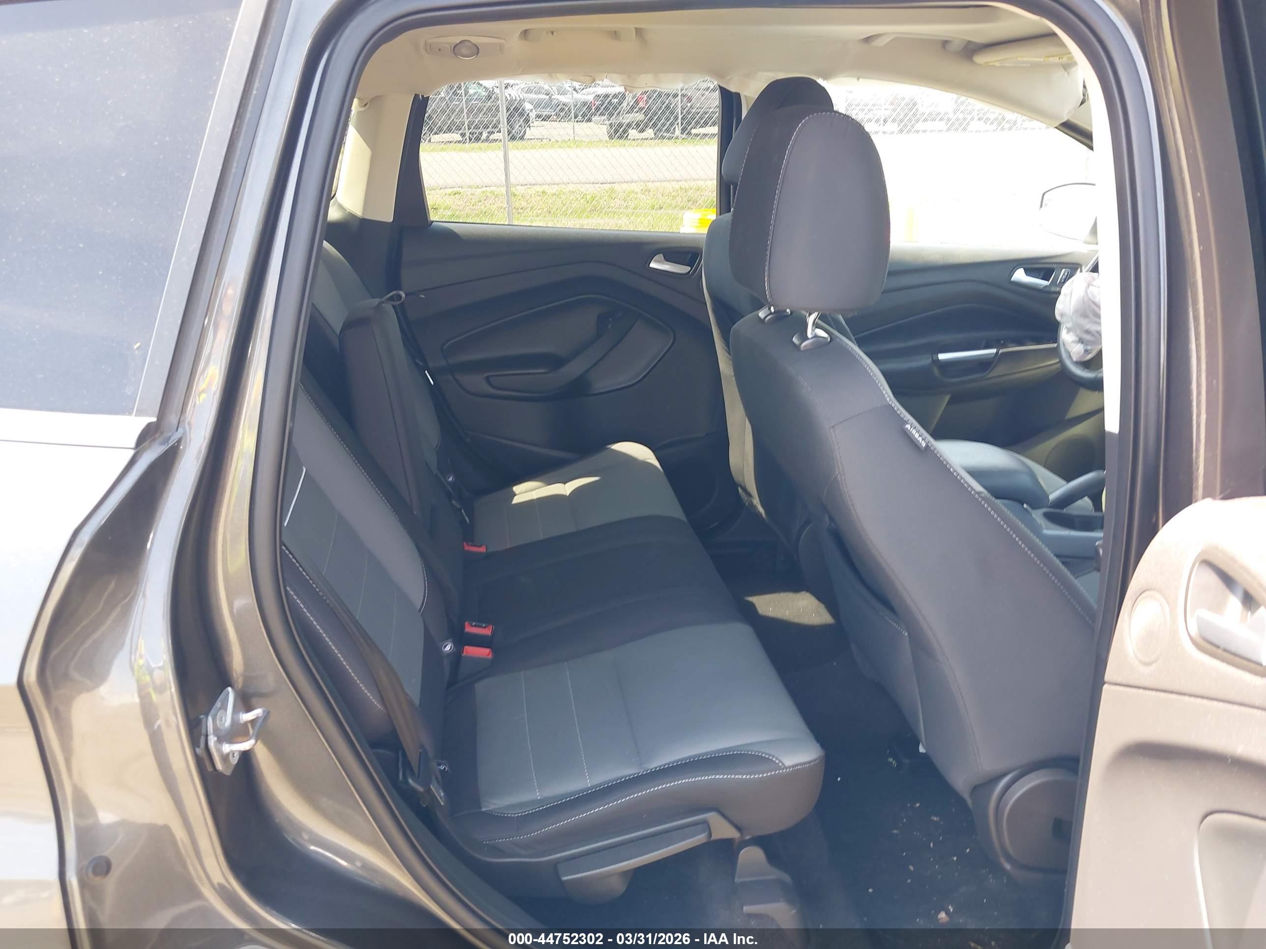 FORD ESCAPE image 8