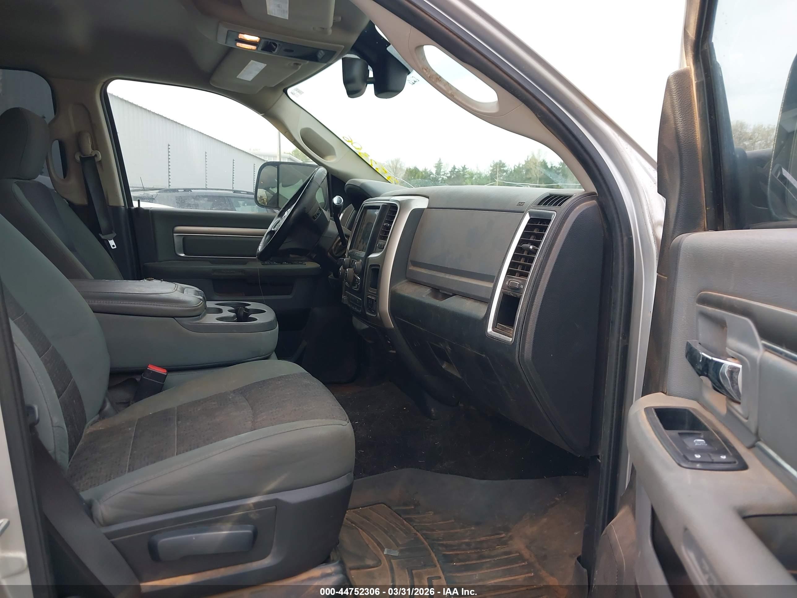 RAM 2500 image 5