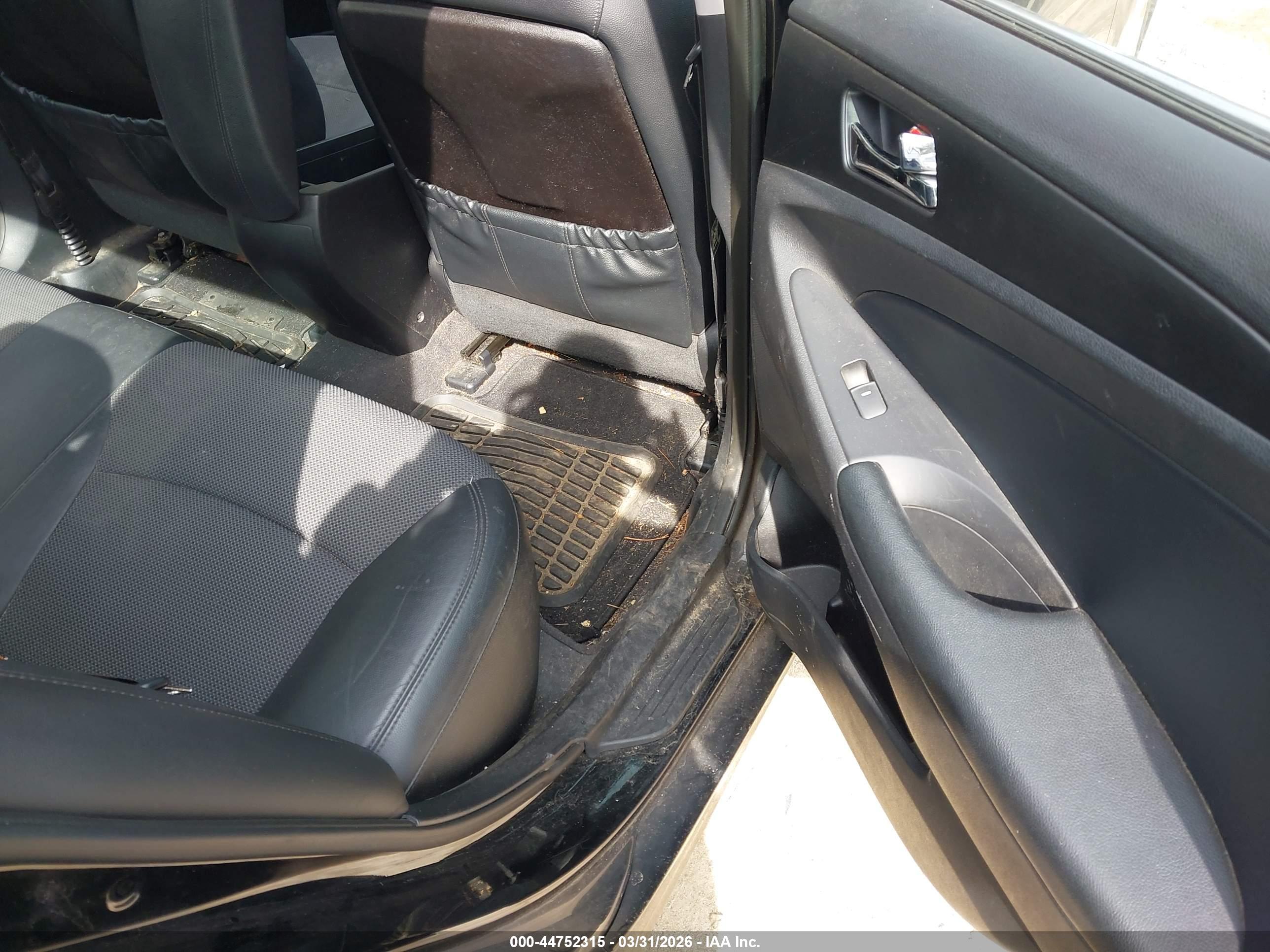 HYUNDAI SONATA image 8