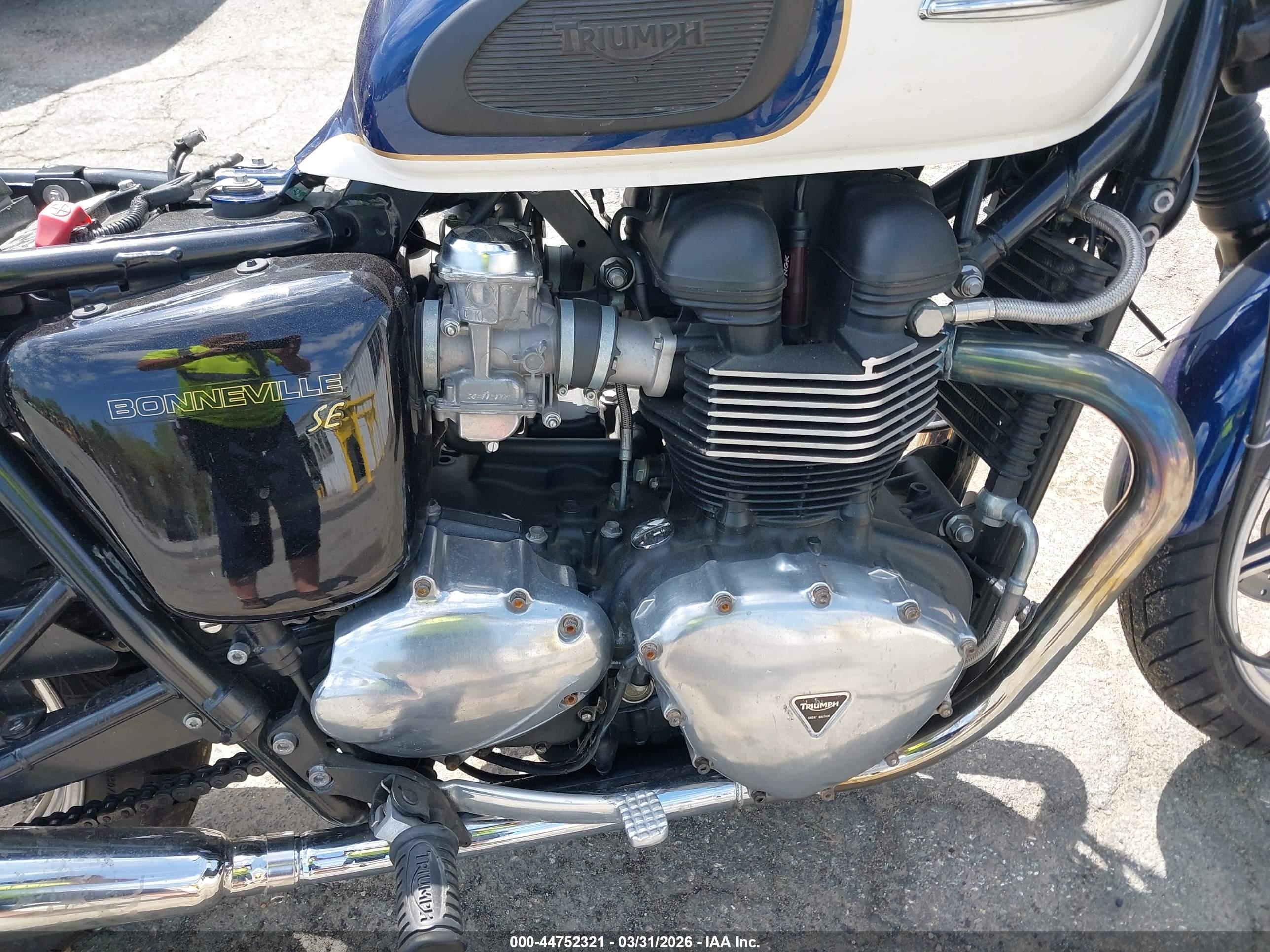 TRIUMPH MOTORCYCLE image 8