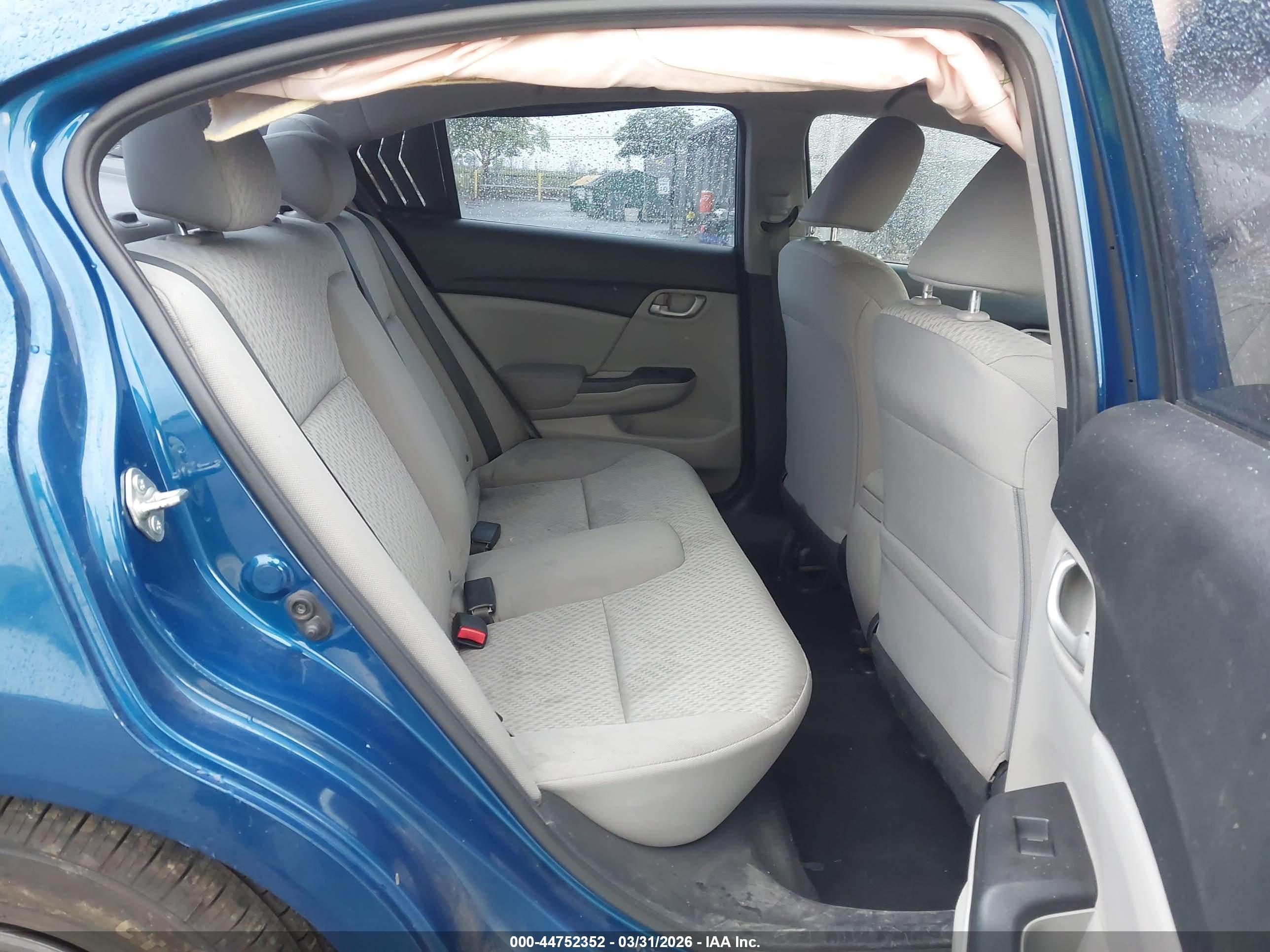HONDA CIVIC image 8
