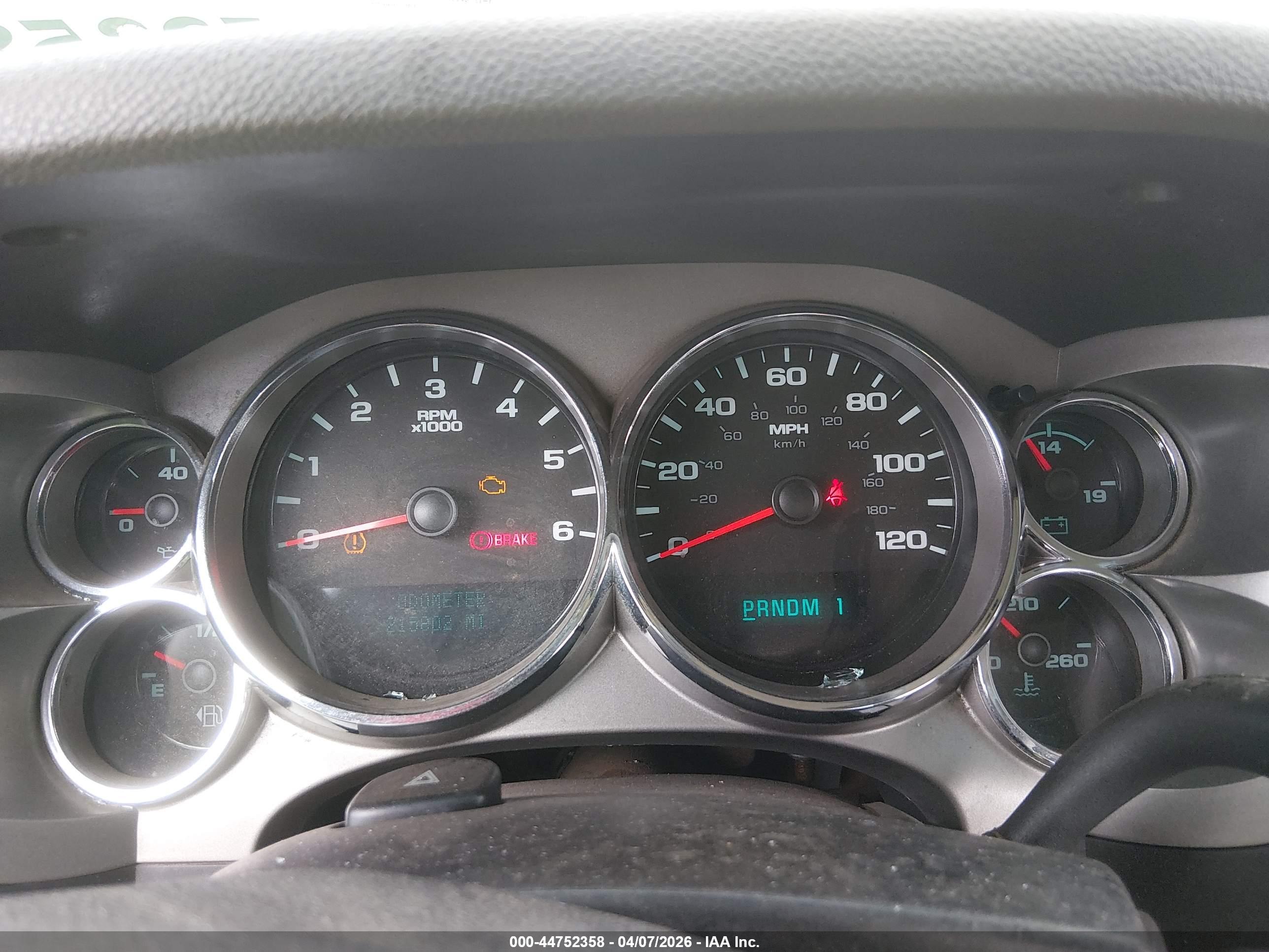 CHEVROLET SILVERADO image 7