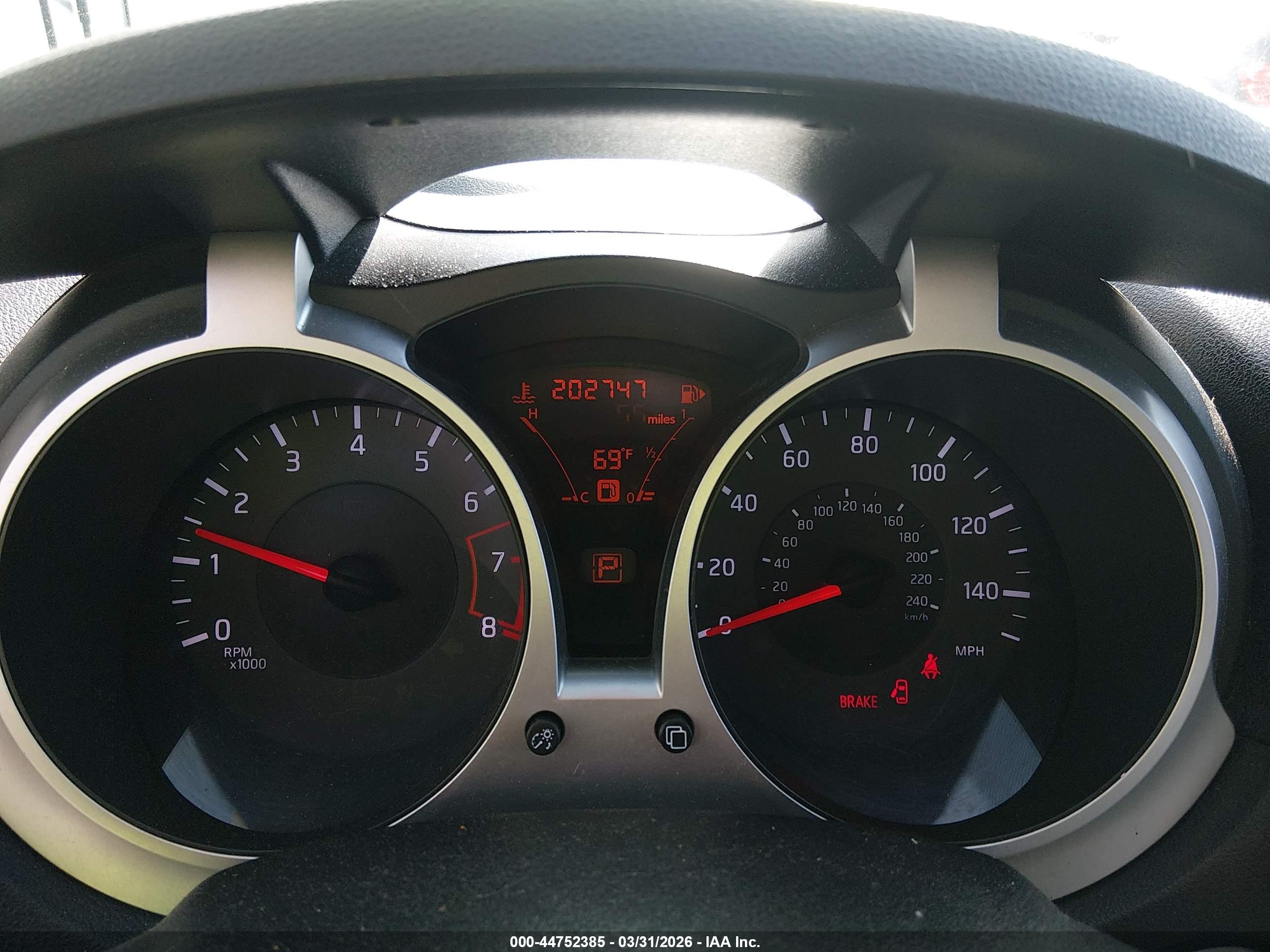 NISSAN JUKE image 7
