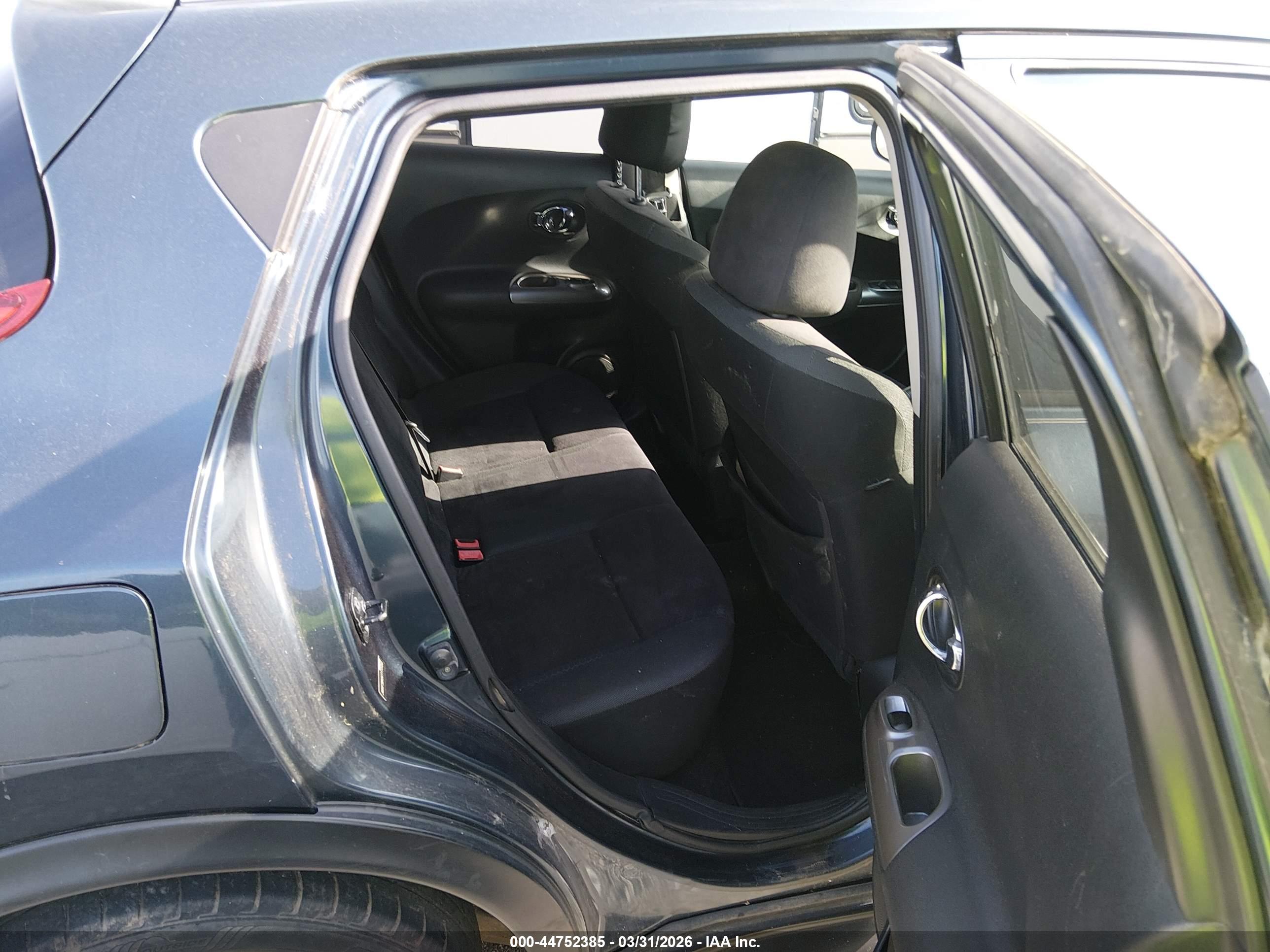 NISSAN JUKE image 8