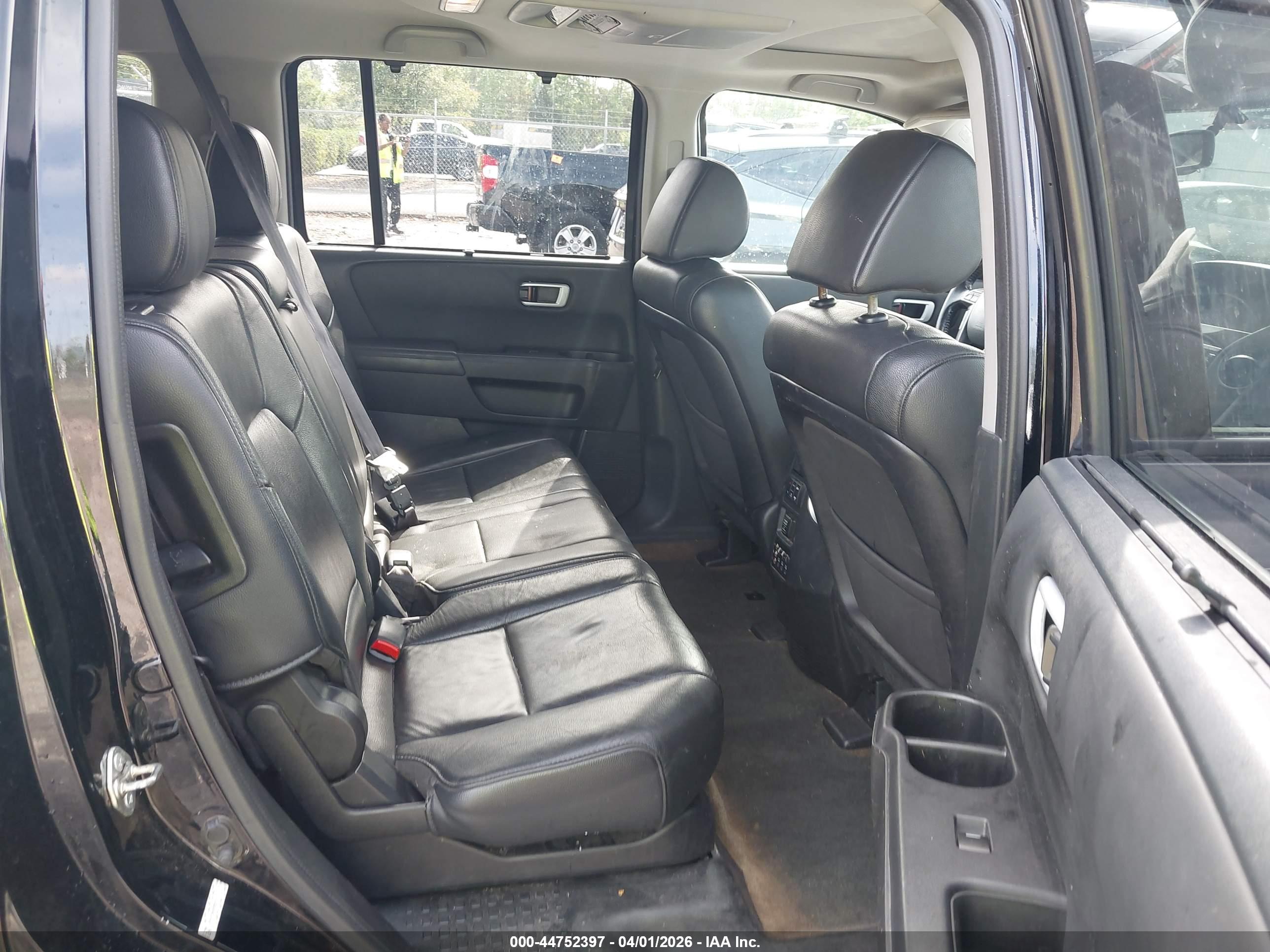 HONDA PILOT image 8