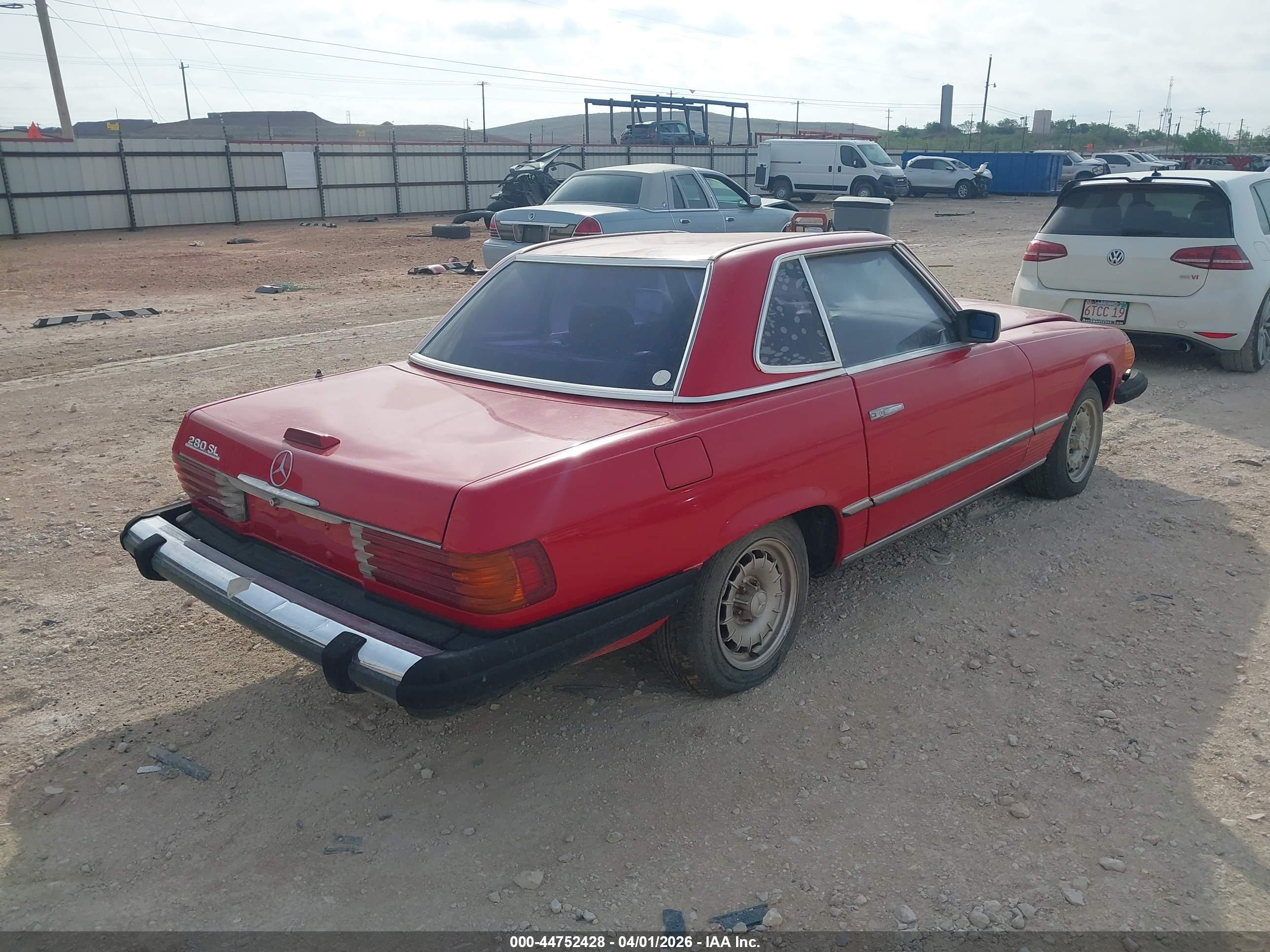MERCEDES 280SL image 4