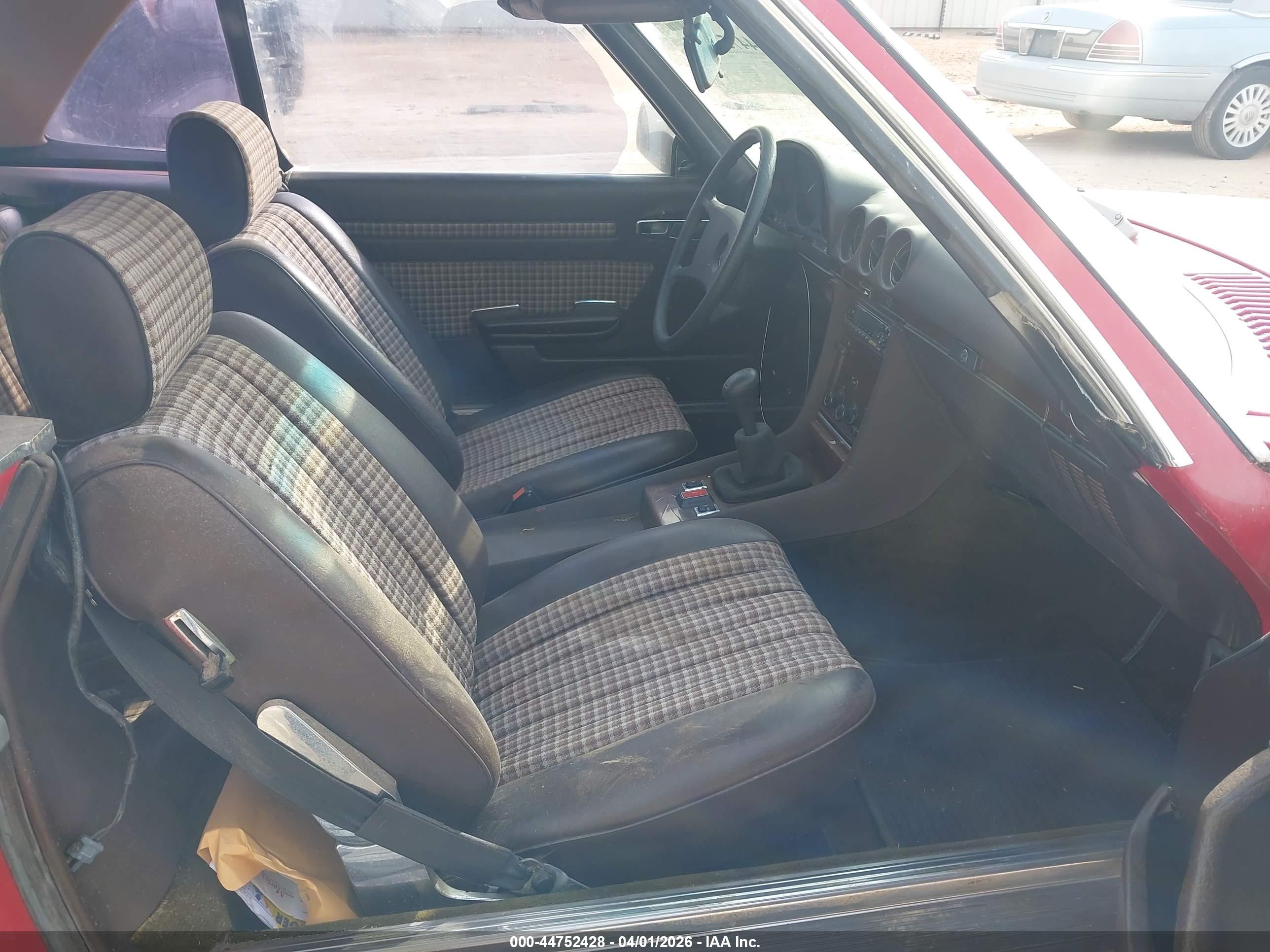 MERCEDES 280SL image 5