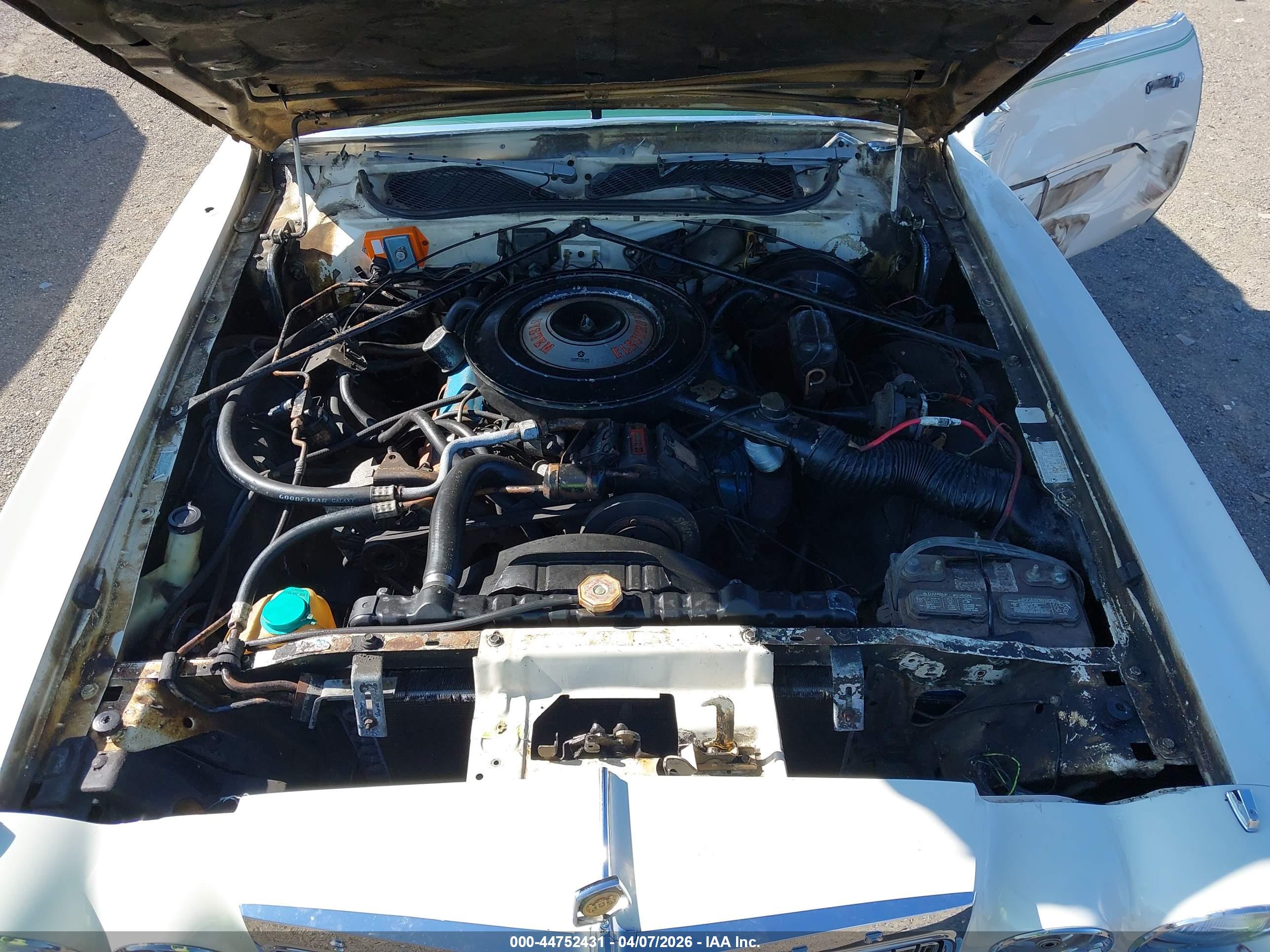 CHRYSLER CORDOBA image 10