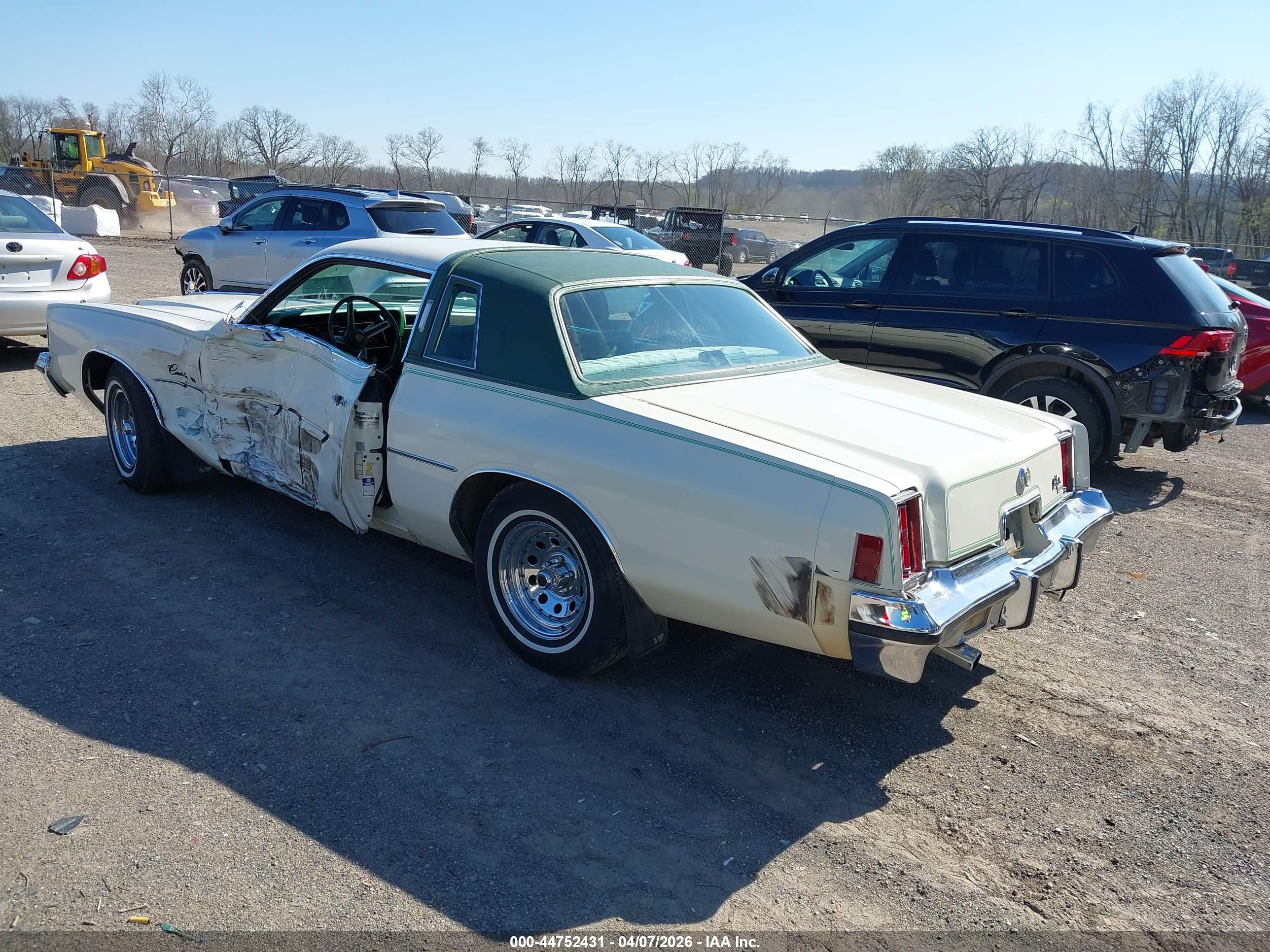 CHRYSLER CORDOBA image 3