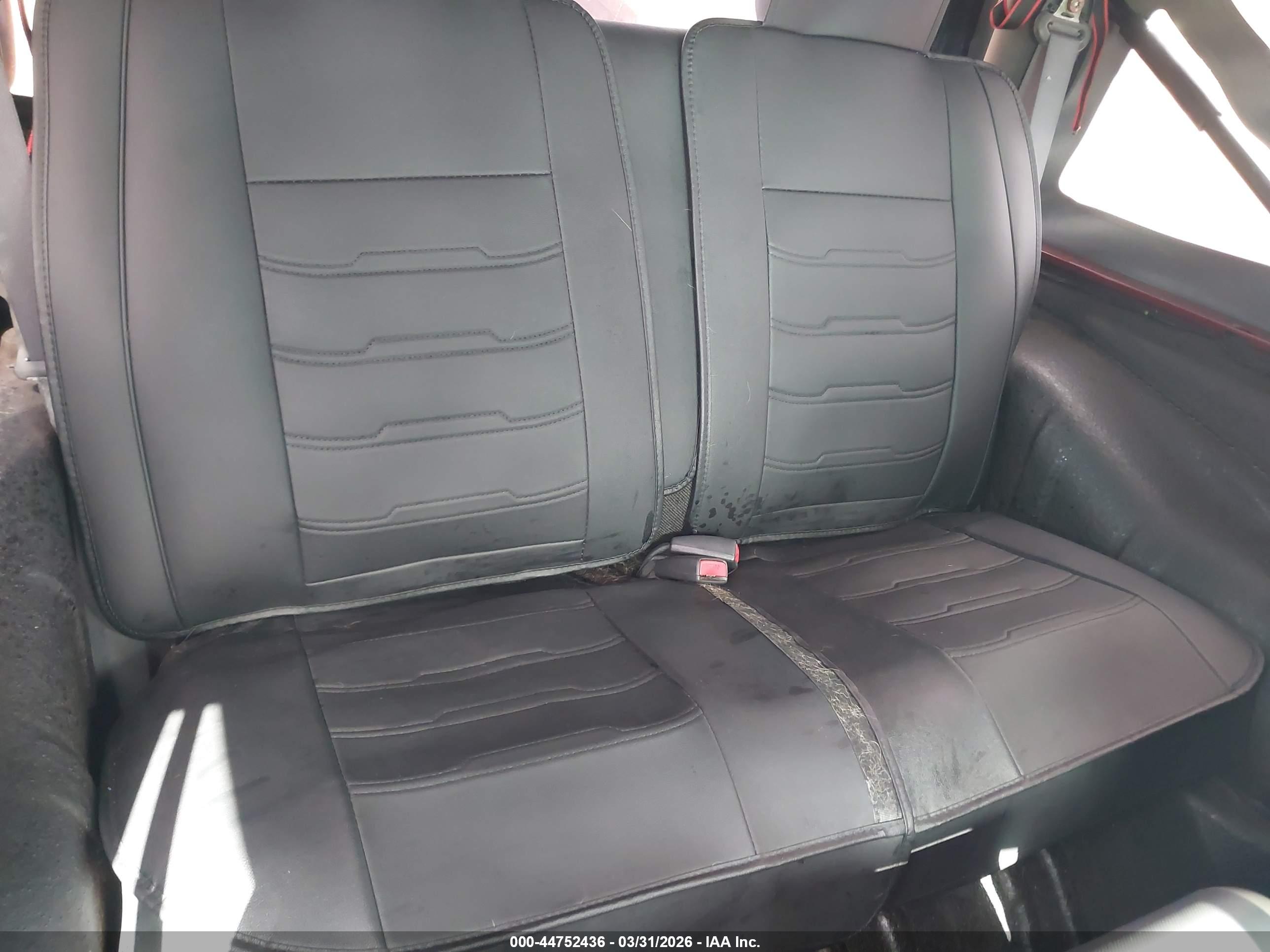 JEEP WRANGLER image 8