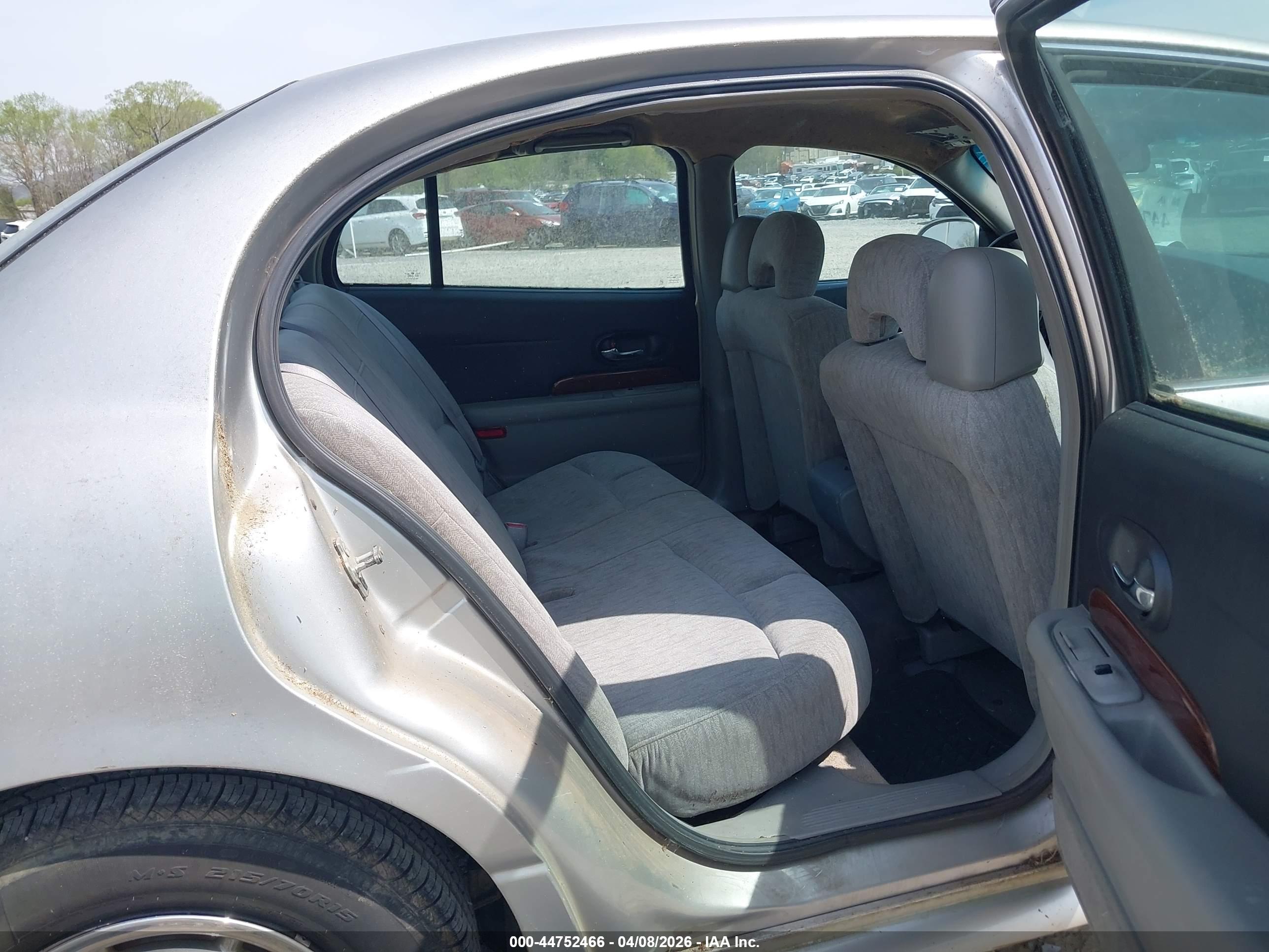 BUICK LESABRE image 8