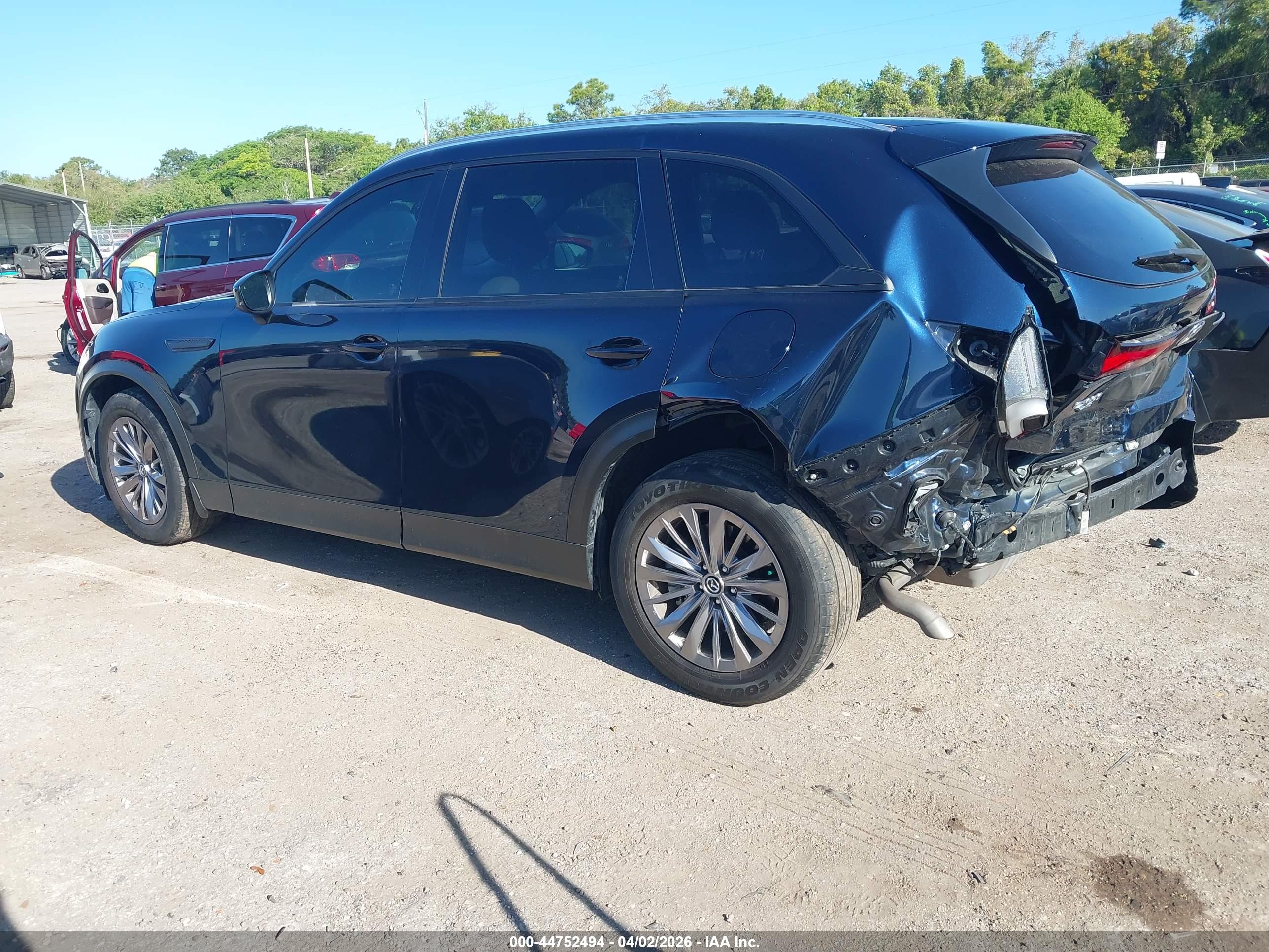 MAZDA CX-90 image 3