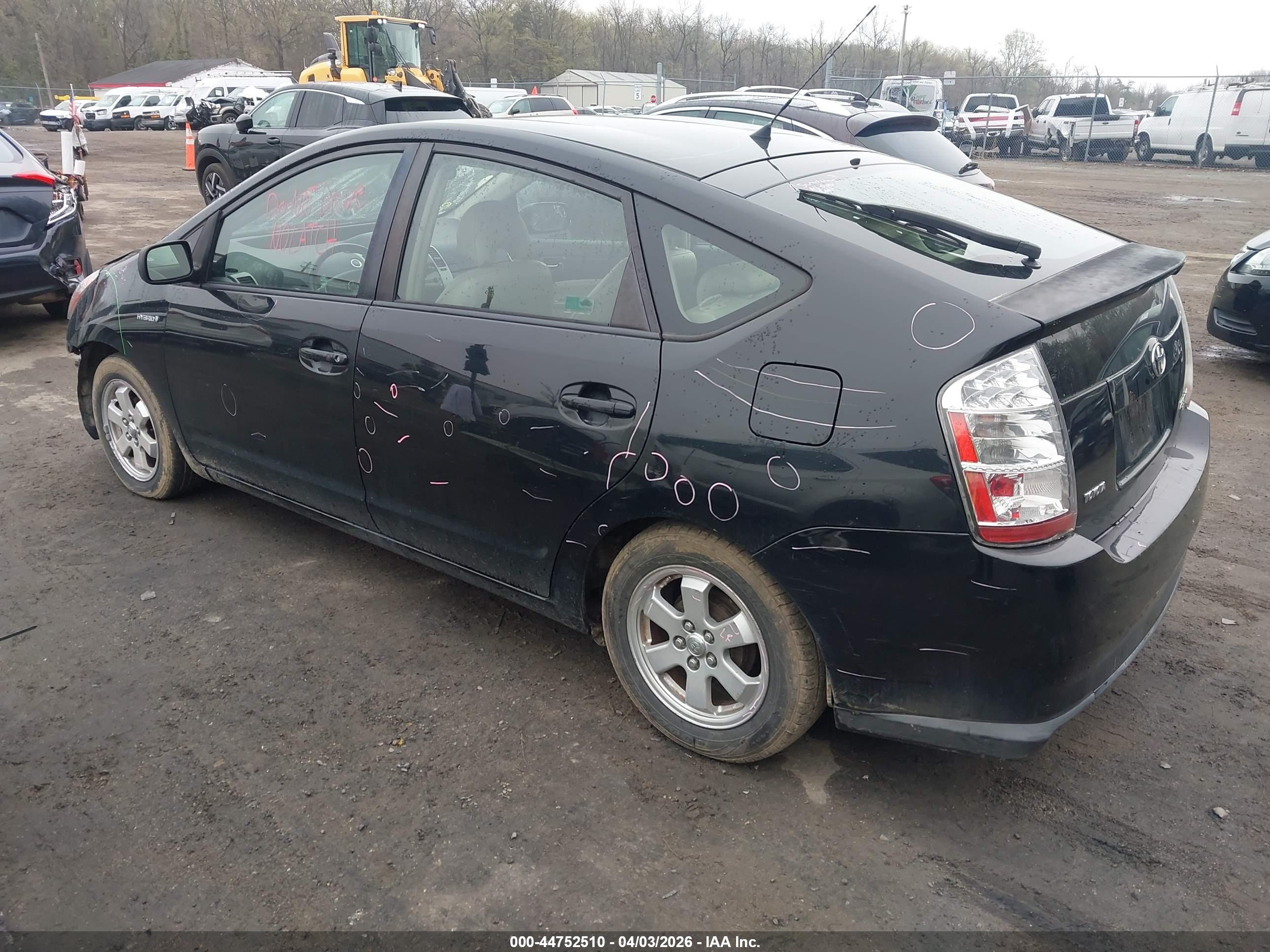 TOYOTA PRIUS image 3