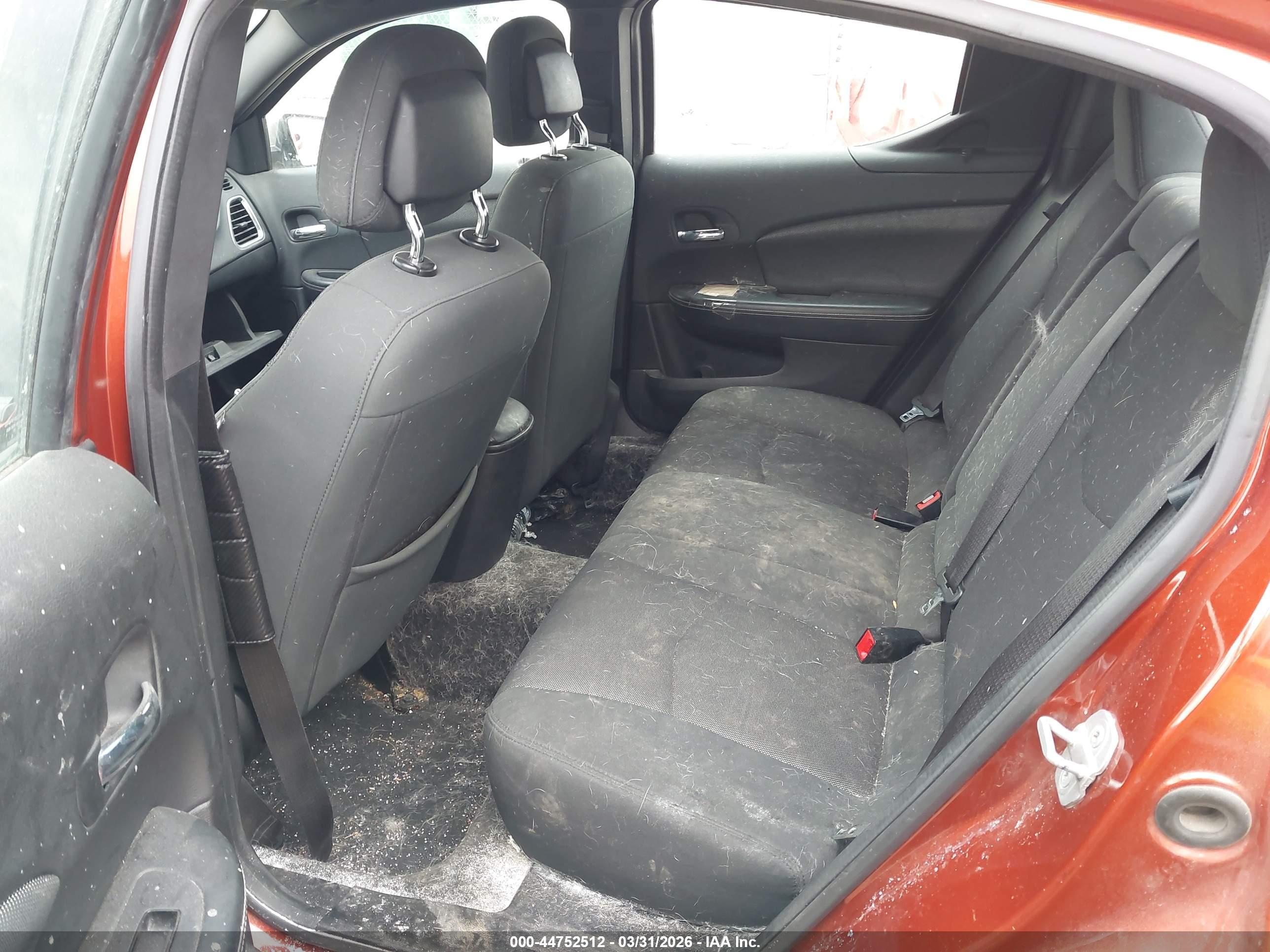 DODGE AVENGER image 8
