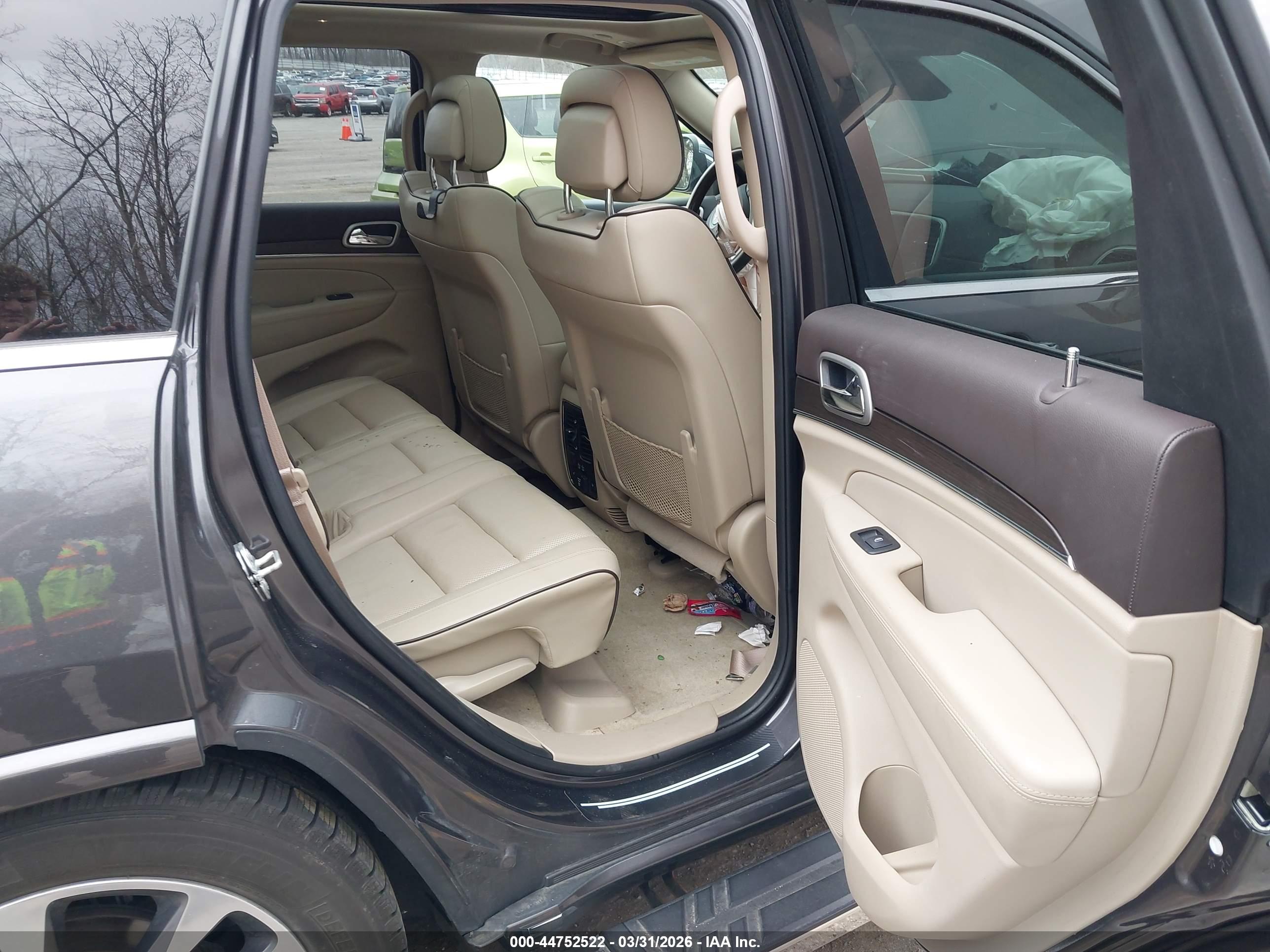 JEEP GRAND image 8