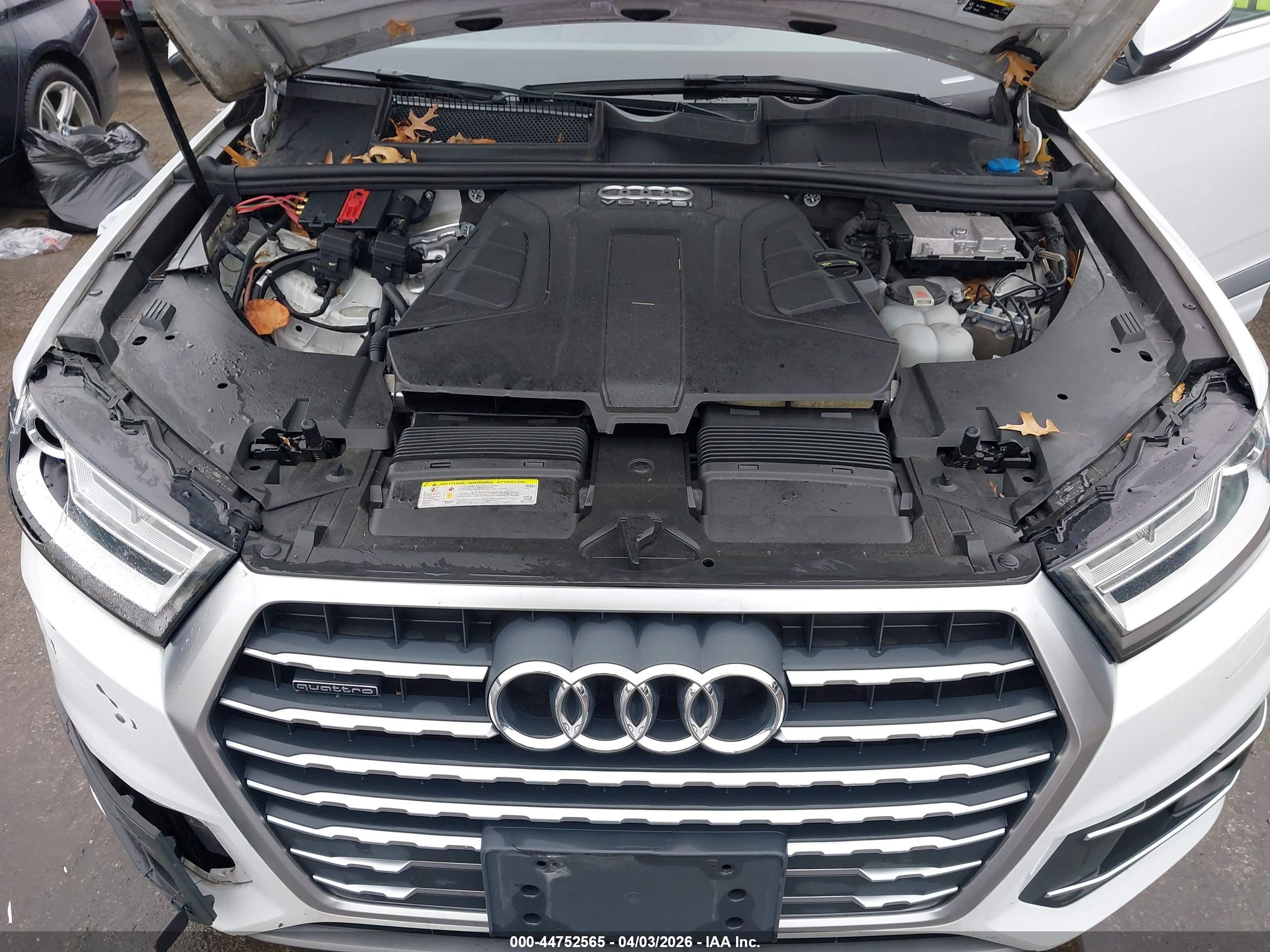 AUDI Q7 image 10