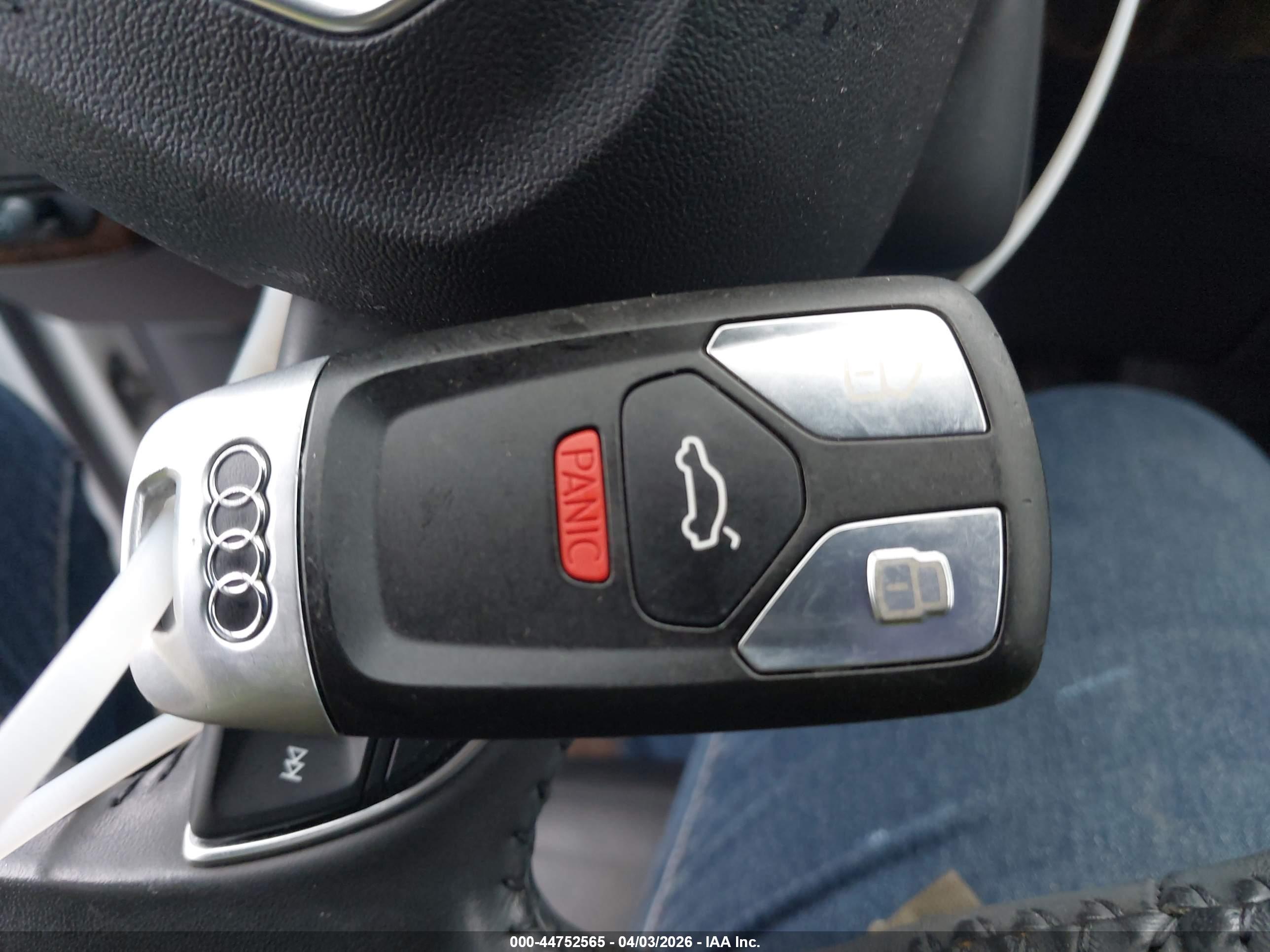 AUDI Q7 image 11