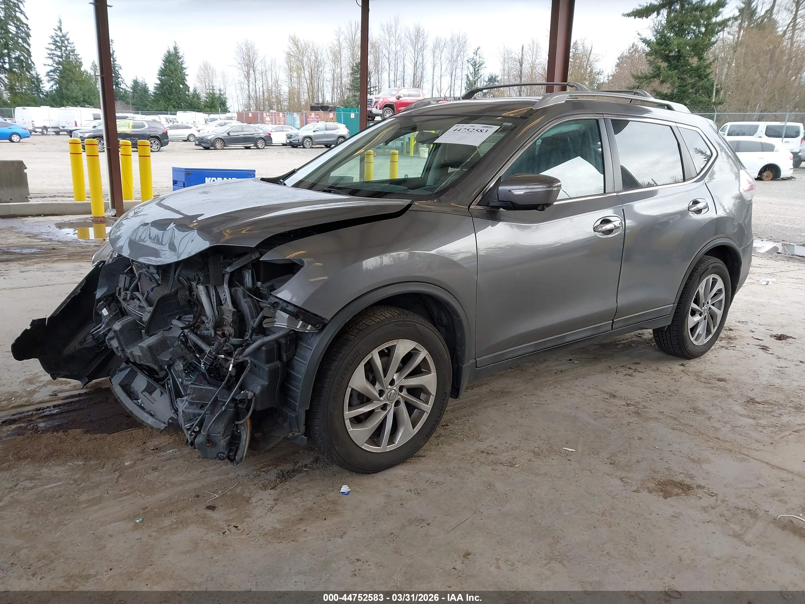 NISSAN ROGUE image 2