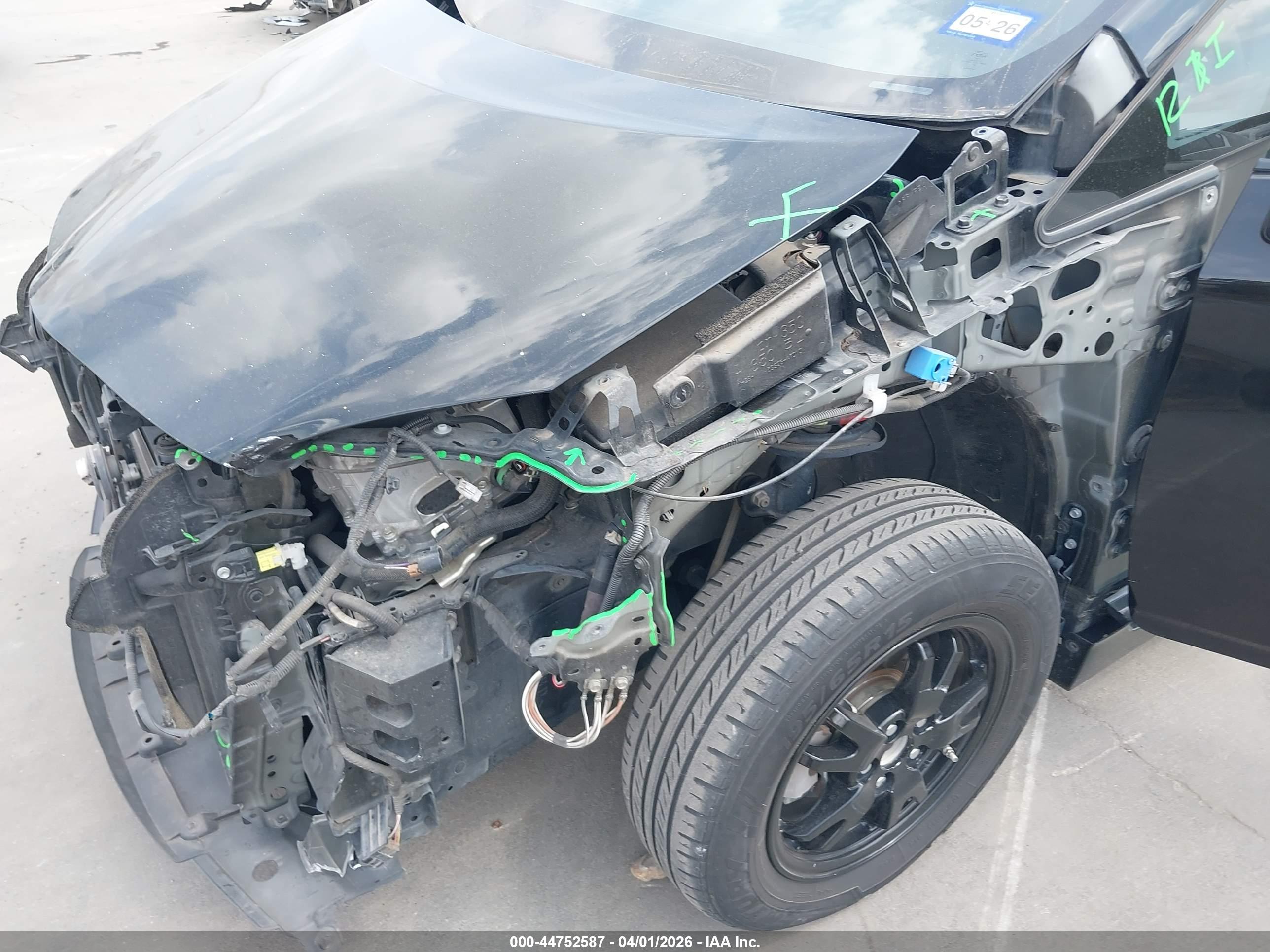 TOYOTA PRIUS image 6