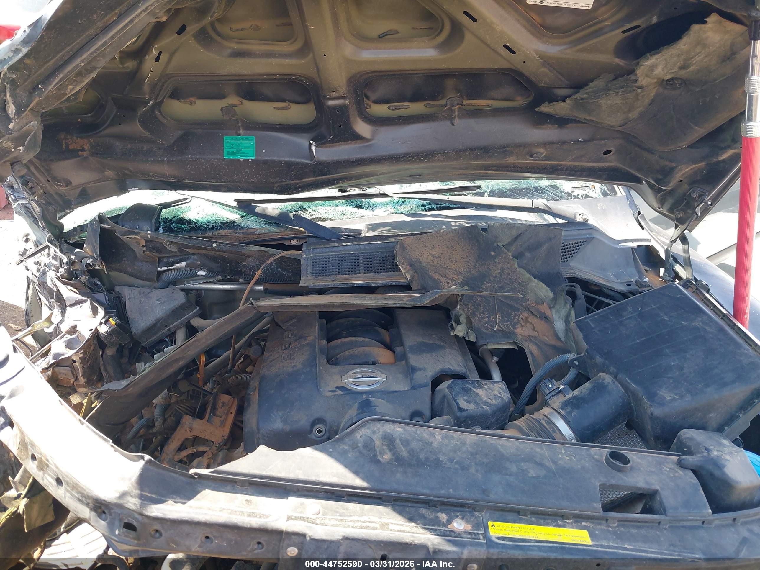 NISSAN TITAN image 10