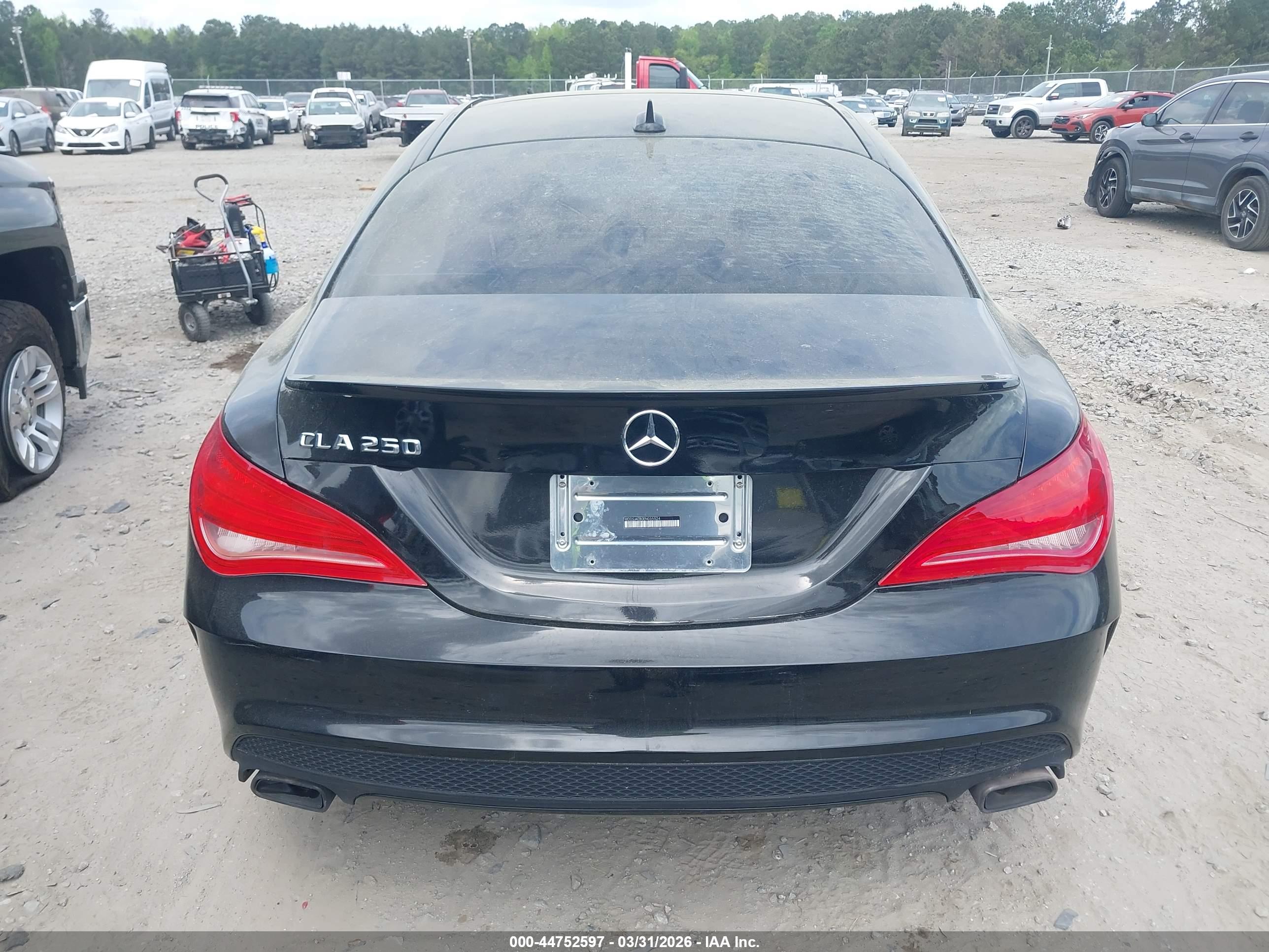 MERCEDES-BENZ CLA image 6