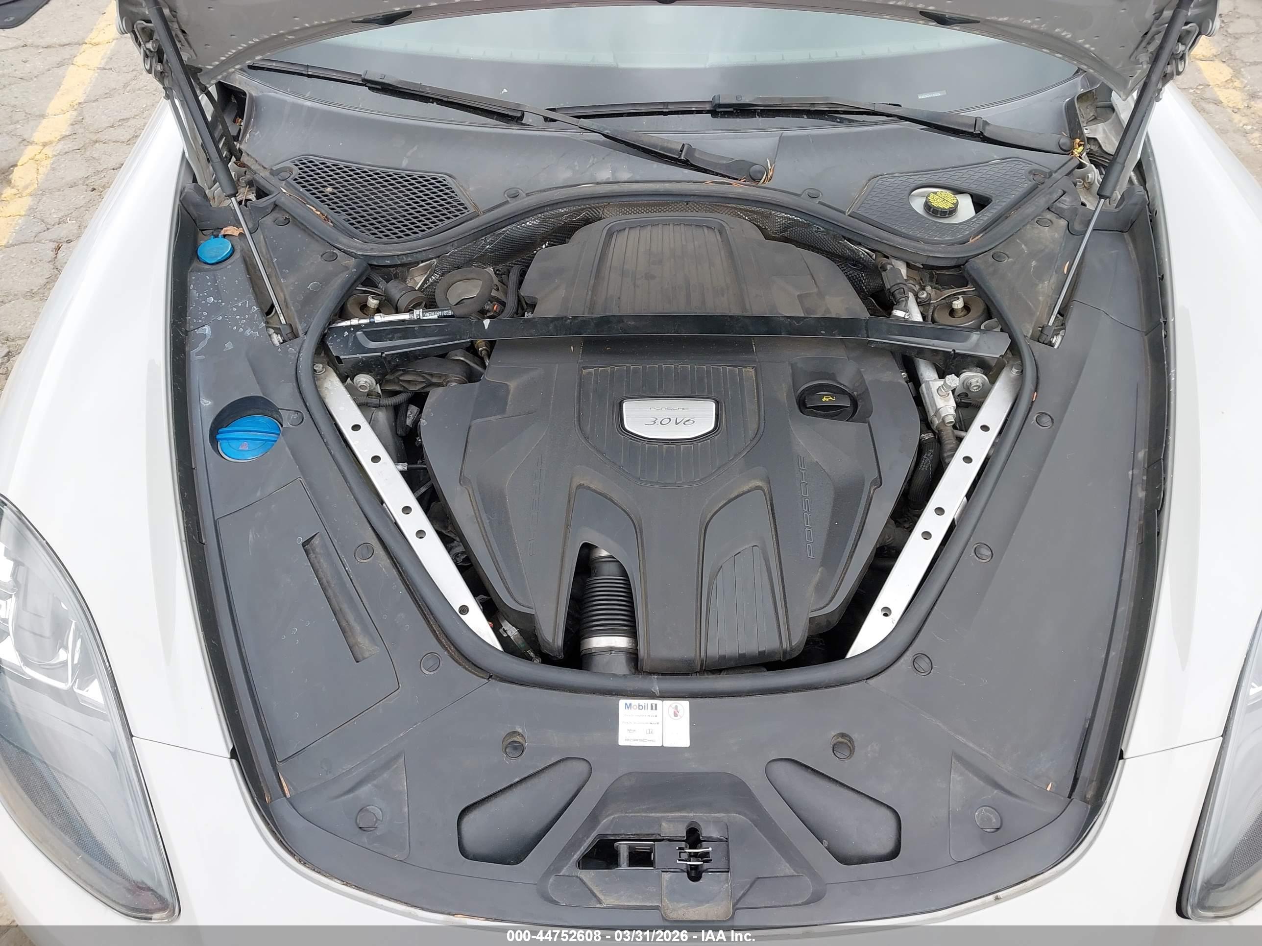 PORSCHE PANAMERA image 10