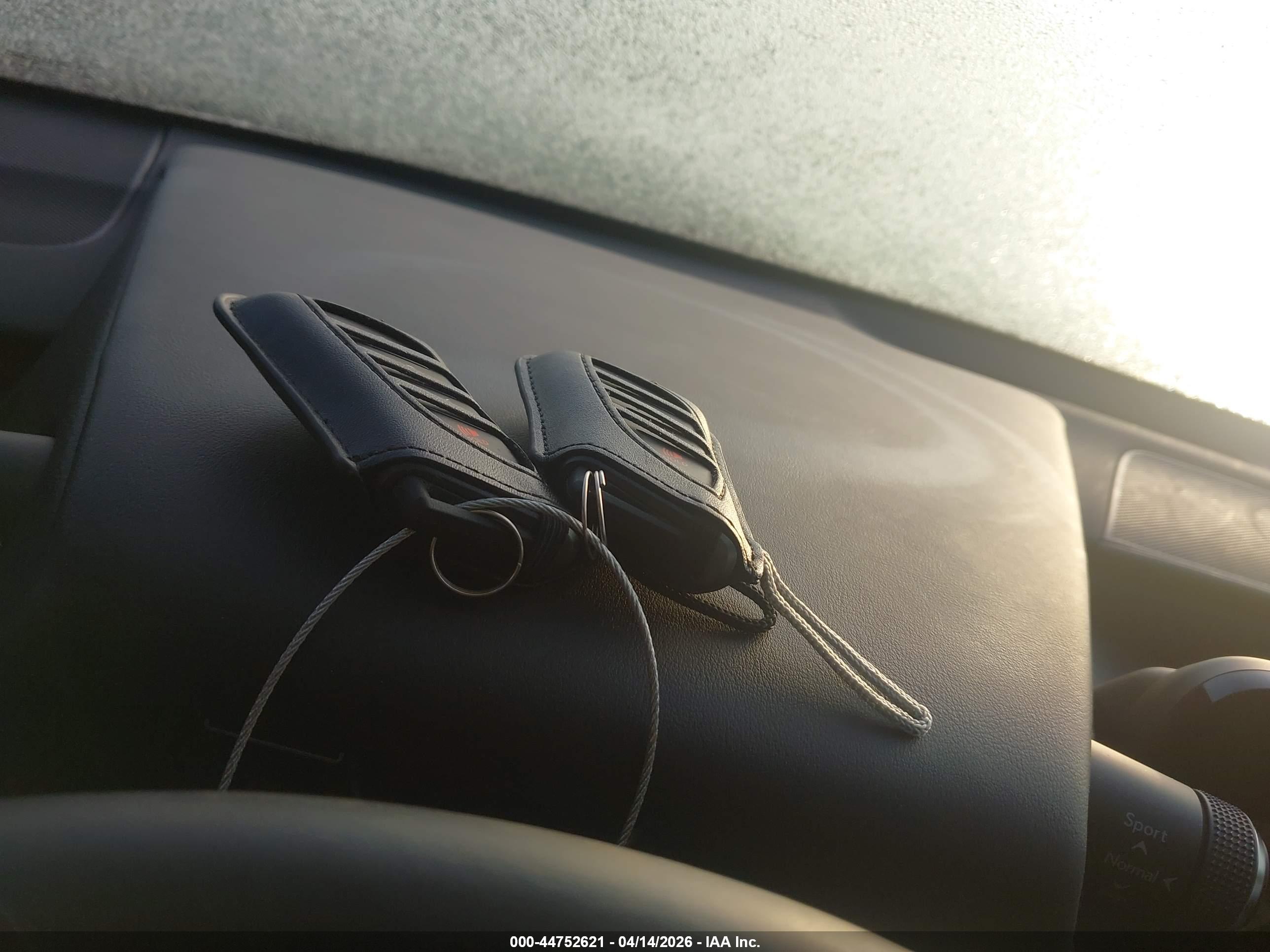LEXUS ES image 11