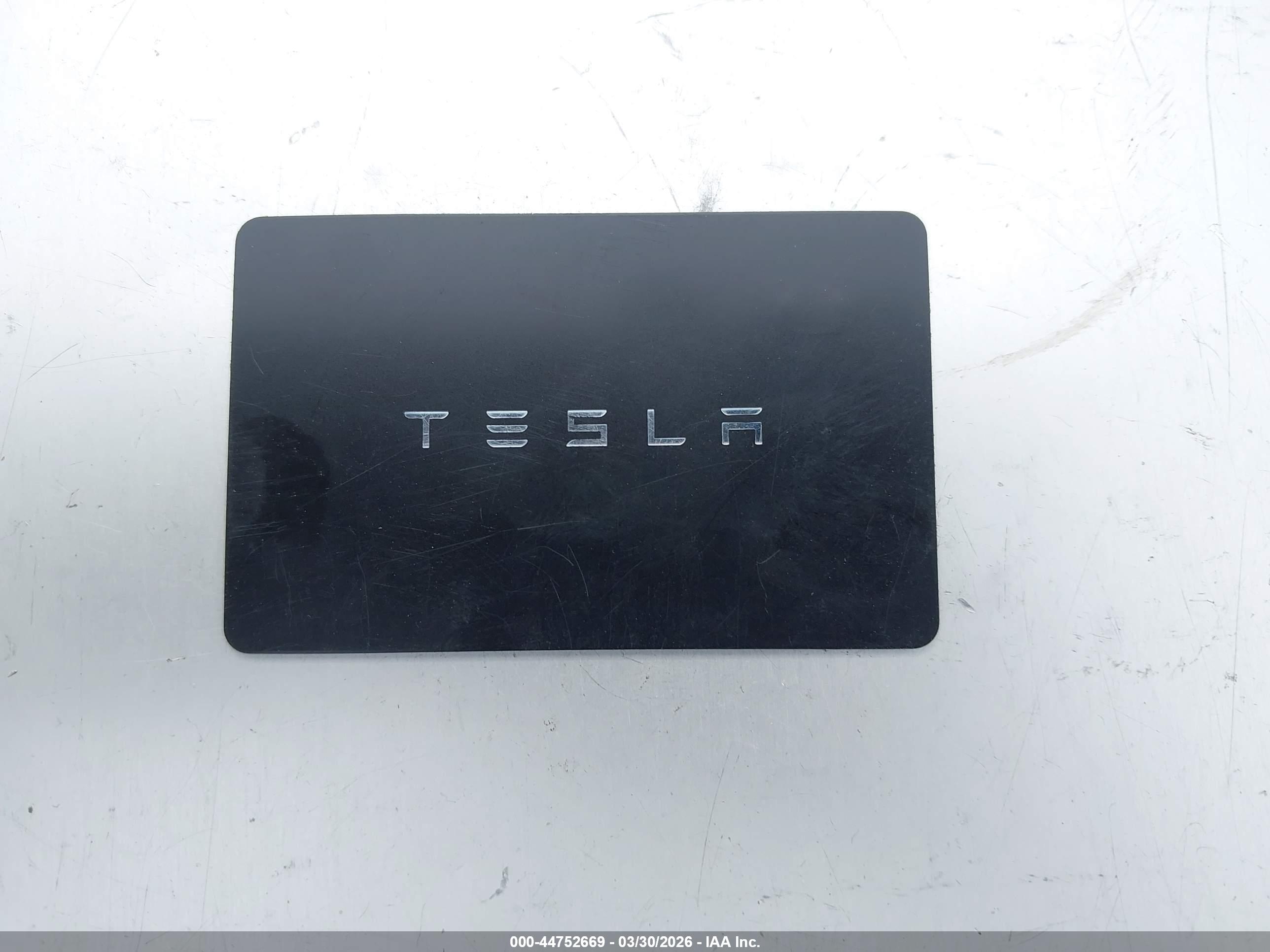 TESLA MODEL image 11