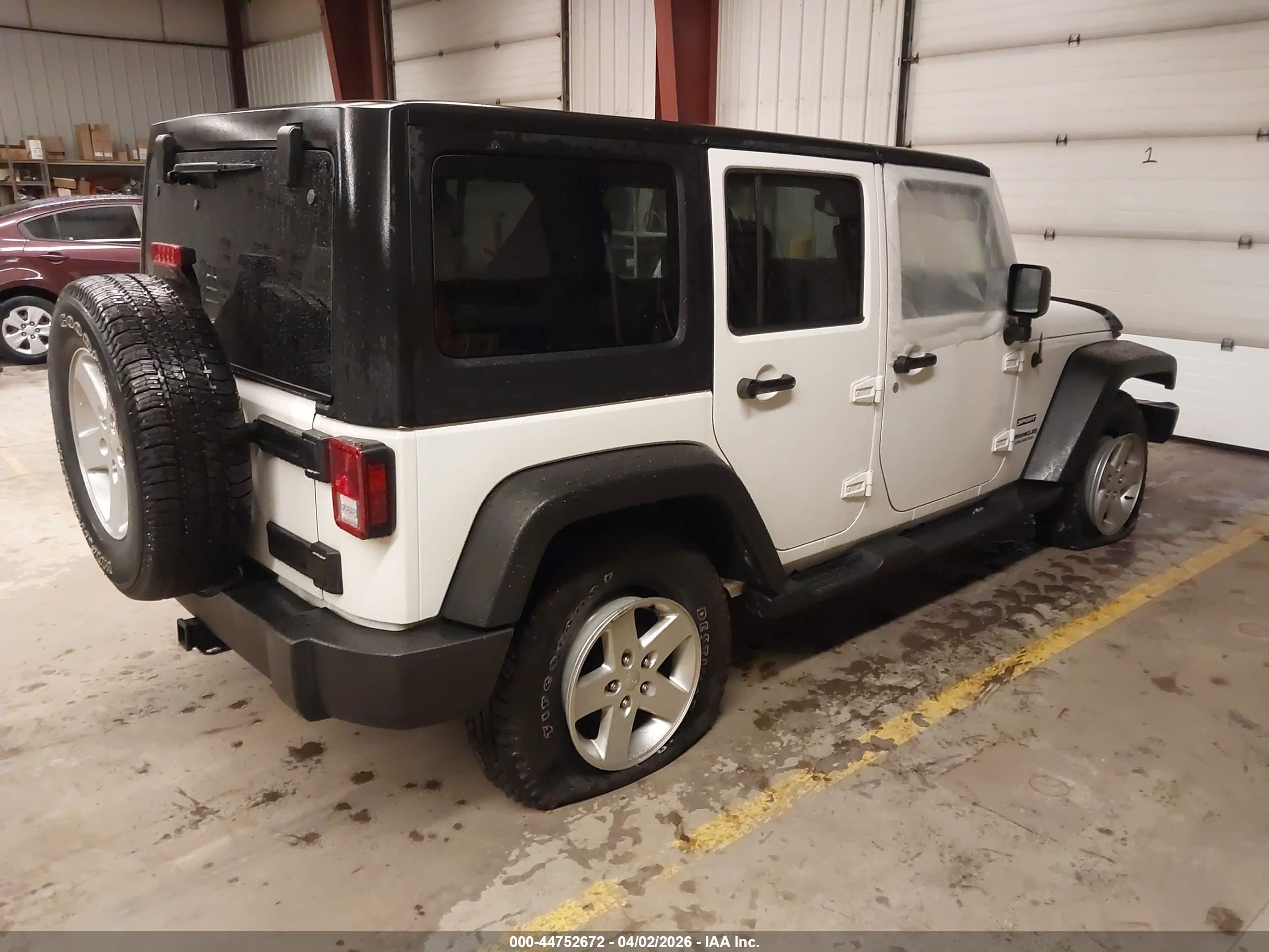 JEEP WRANGLER image 4