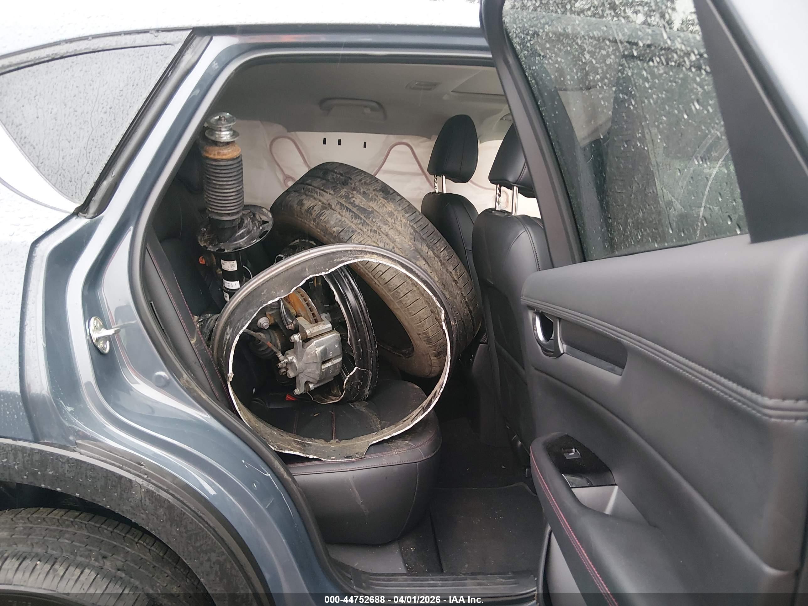 MAZDA CX-5 image 8