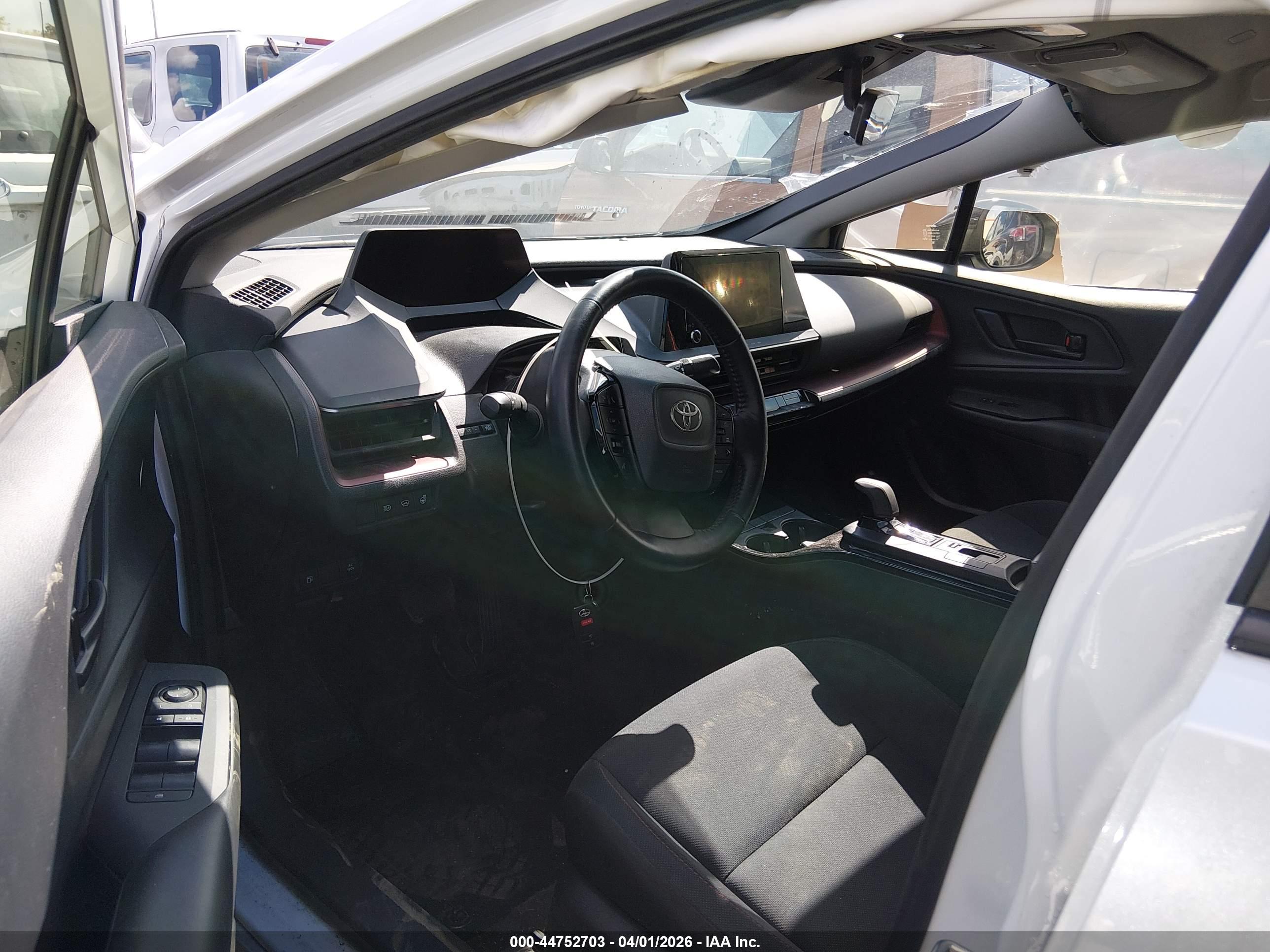 TOYOTA PRIUS image 5