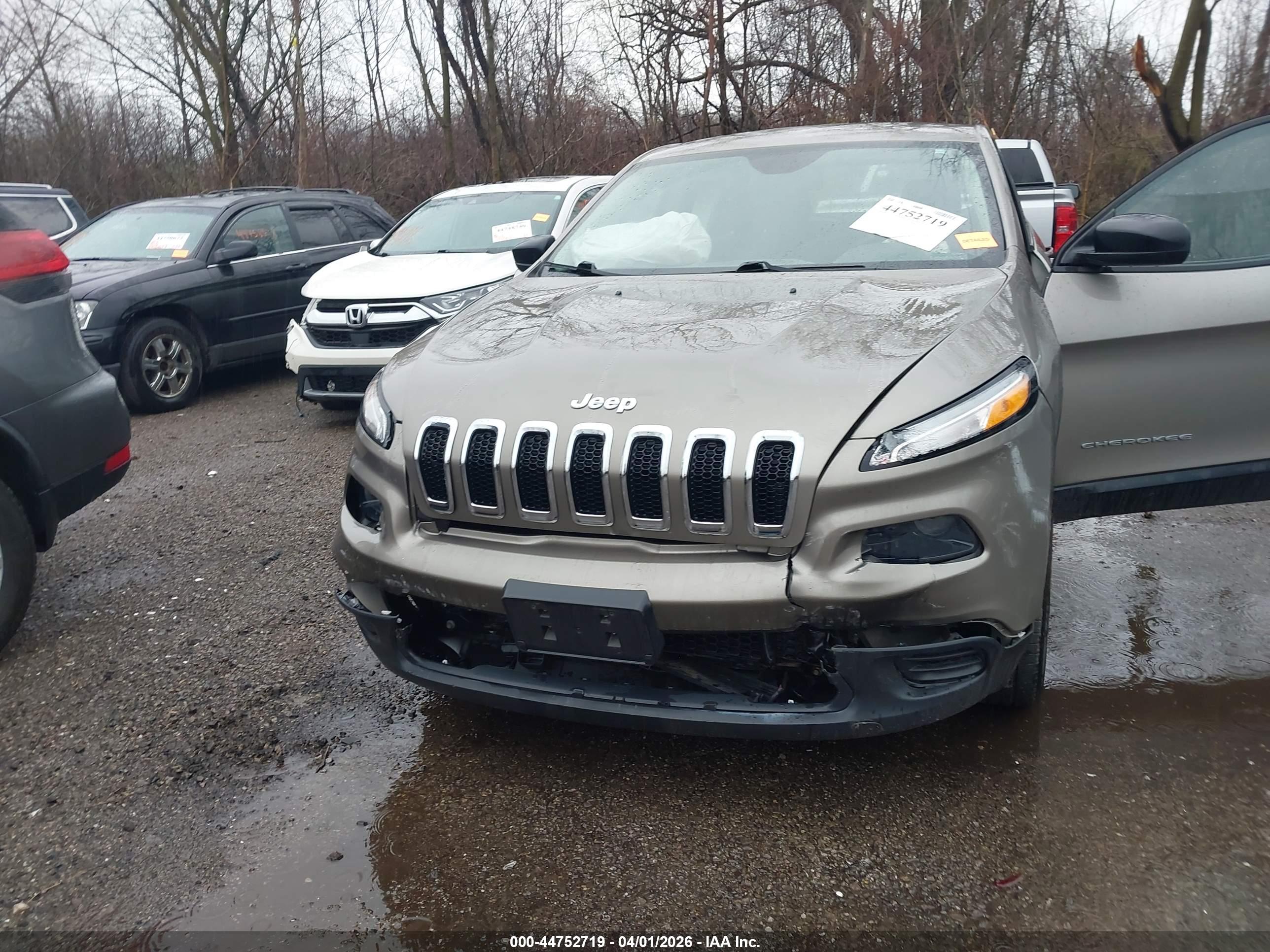 JEEP CHEROKEE image 6