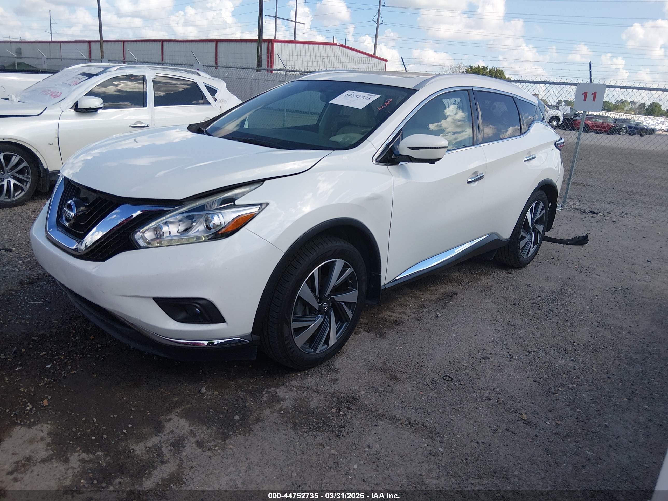 NISSAN MURANO image 2